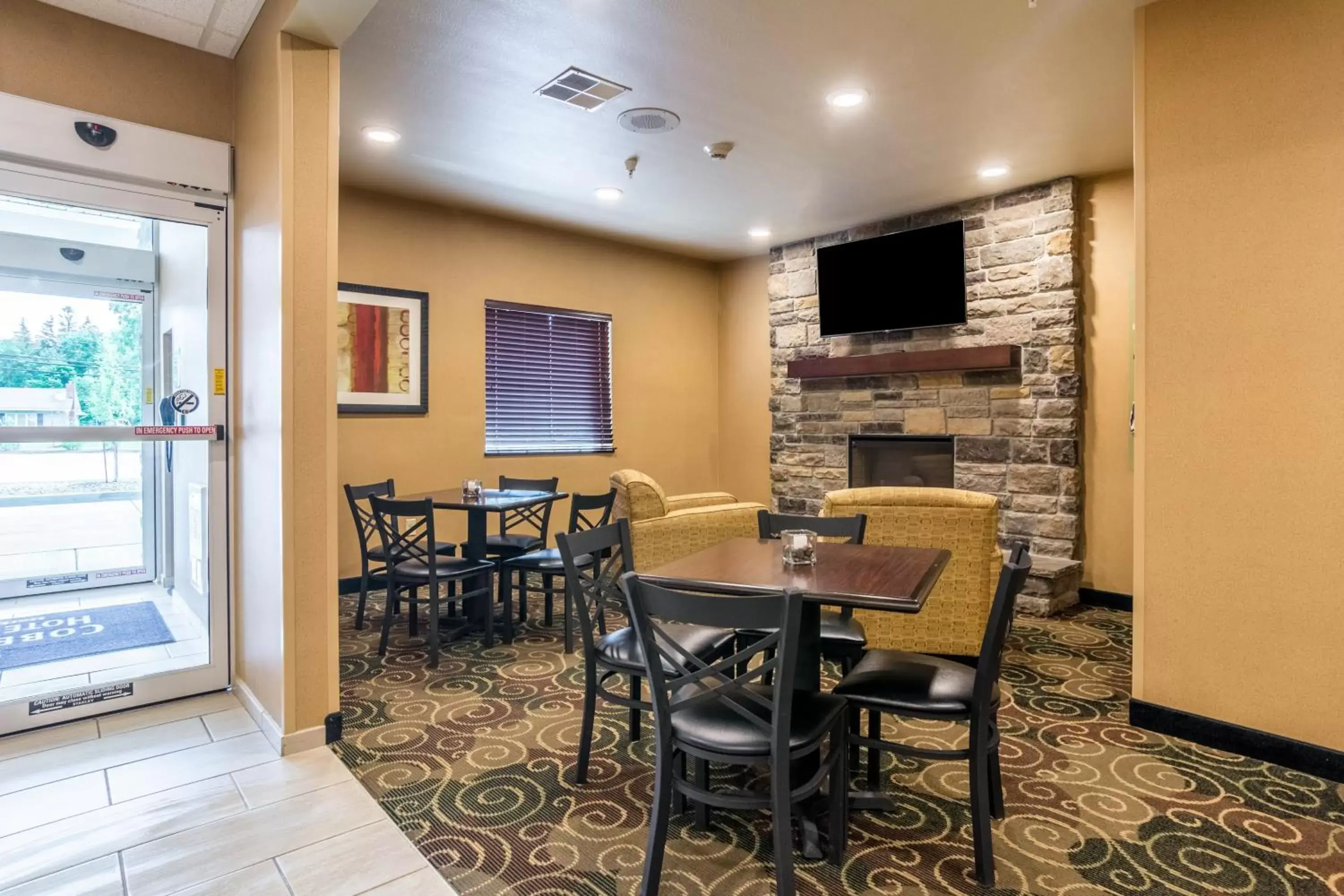 Lobby or reception in Cobblestone Hotel & Suites - Harborcreek