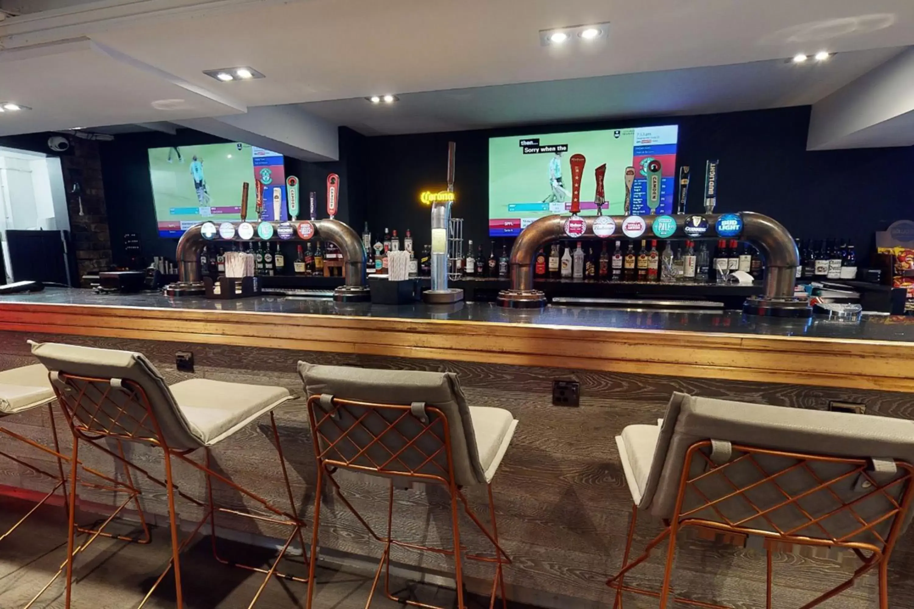 Lounge or bar in Village Hotel Manchester Hyde Lounge or bar in Village Hotel Manchester Hyde