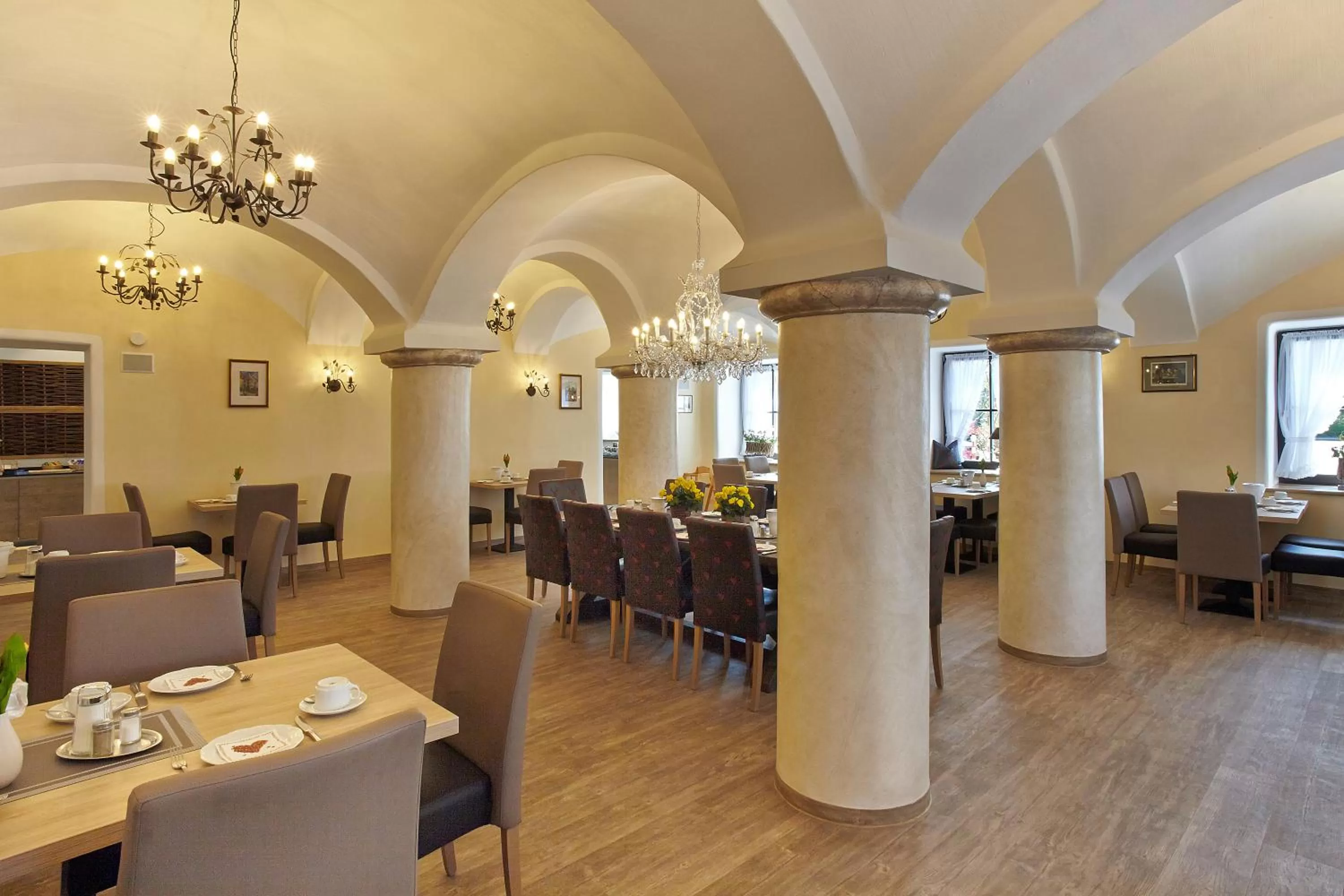 Restaurant/places to eat in Hotel Sauerlacher Post