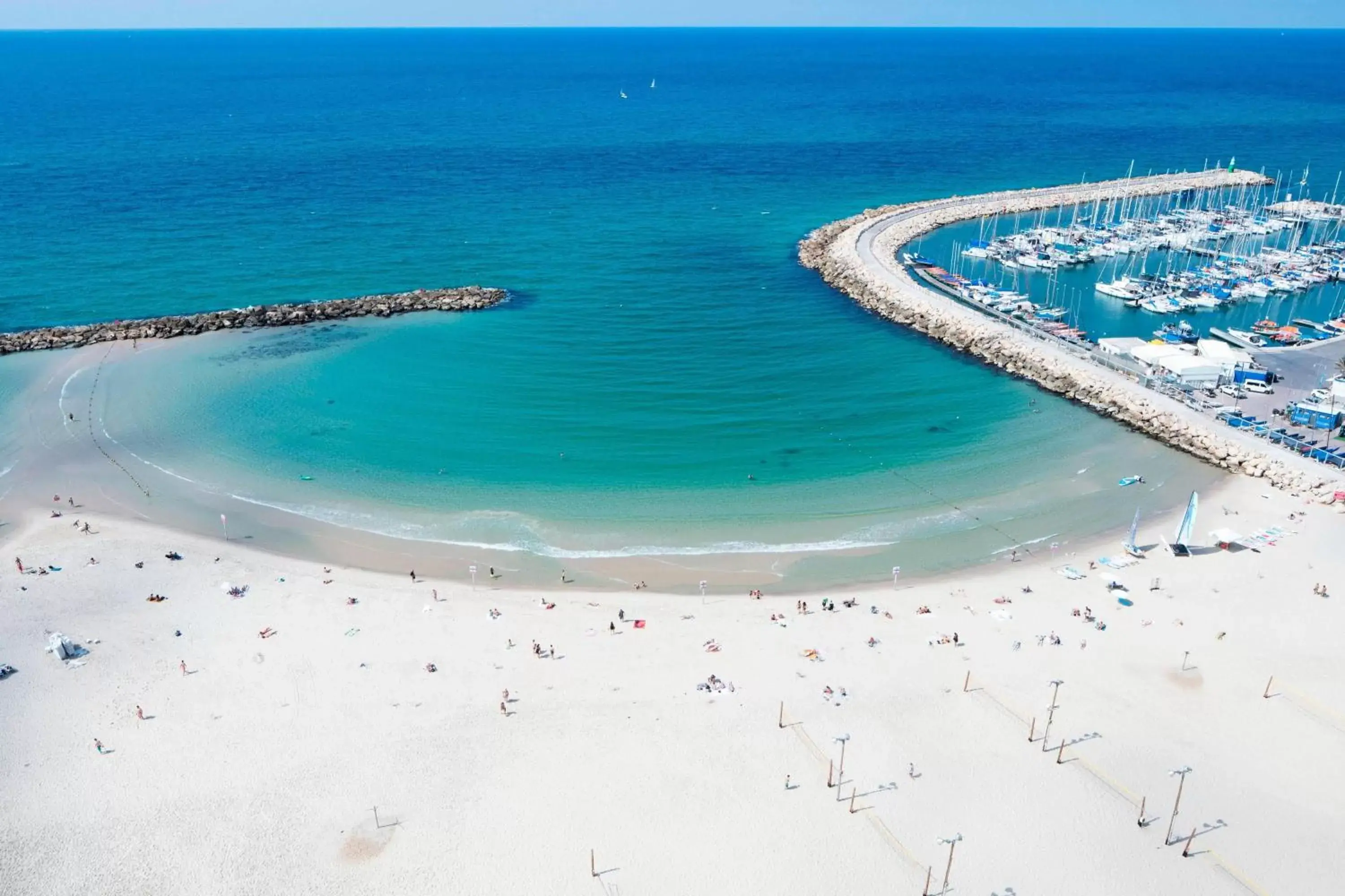 Photo of the whole room, Bird's-eye View in Renaissance Tel Aviv Hotel