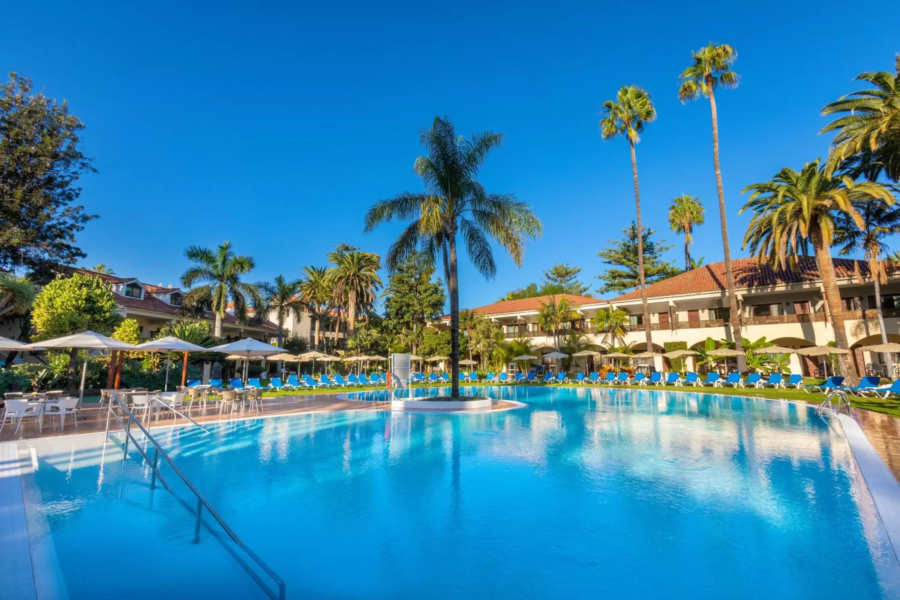 Swimming Pool in Parque San Antonio