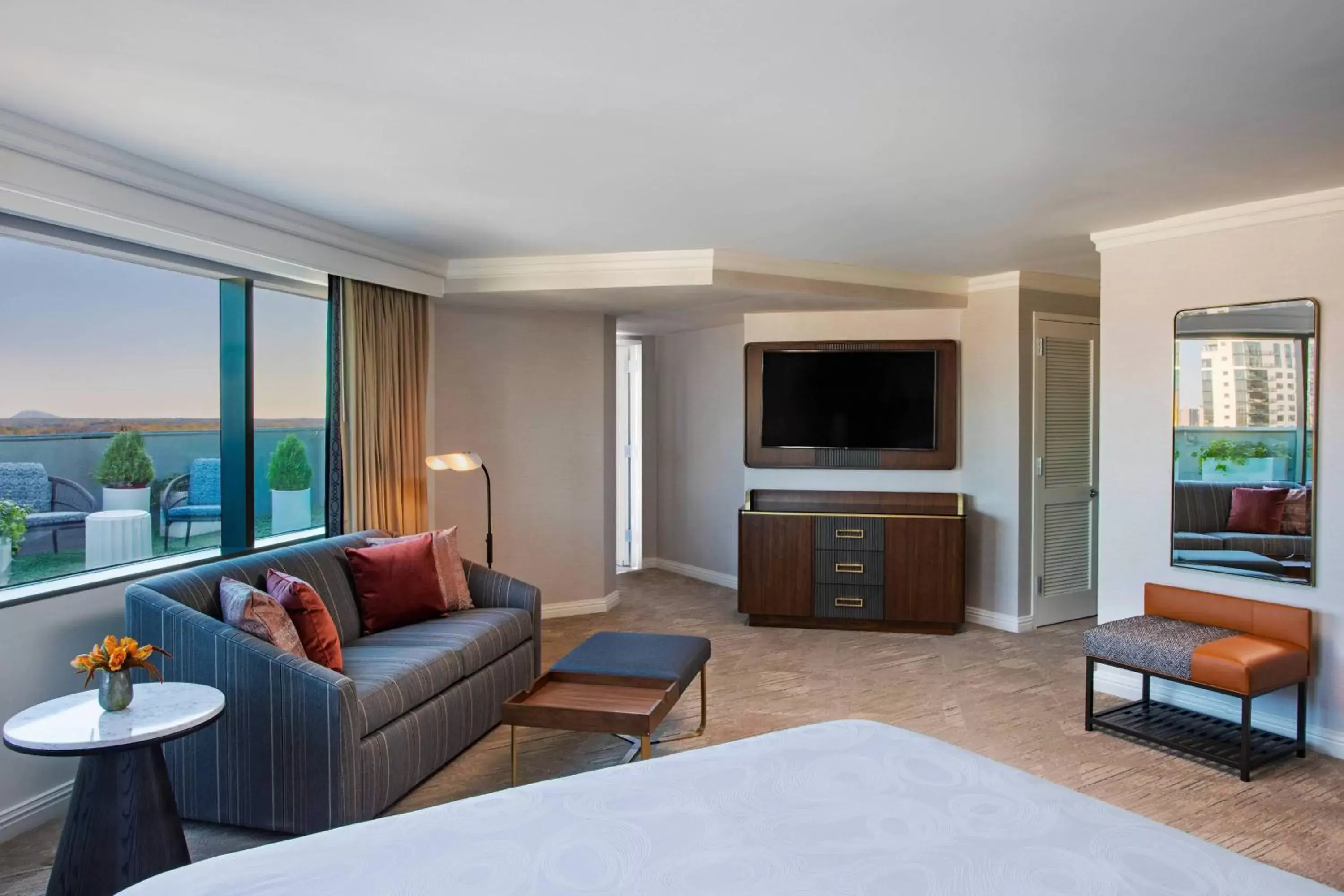 Bedroom, Seating Area in JW Marriott Atlanta Buckhead