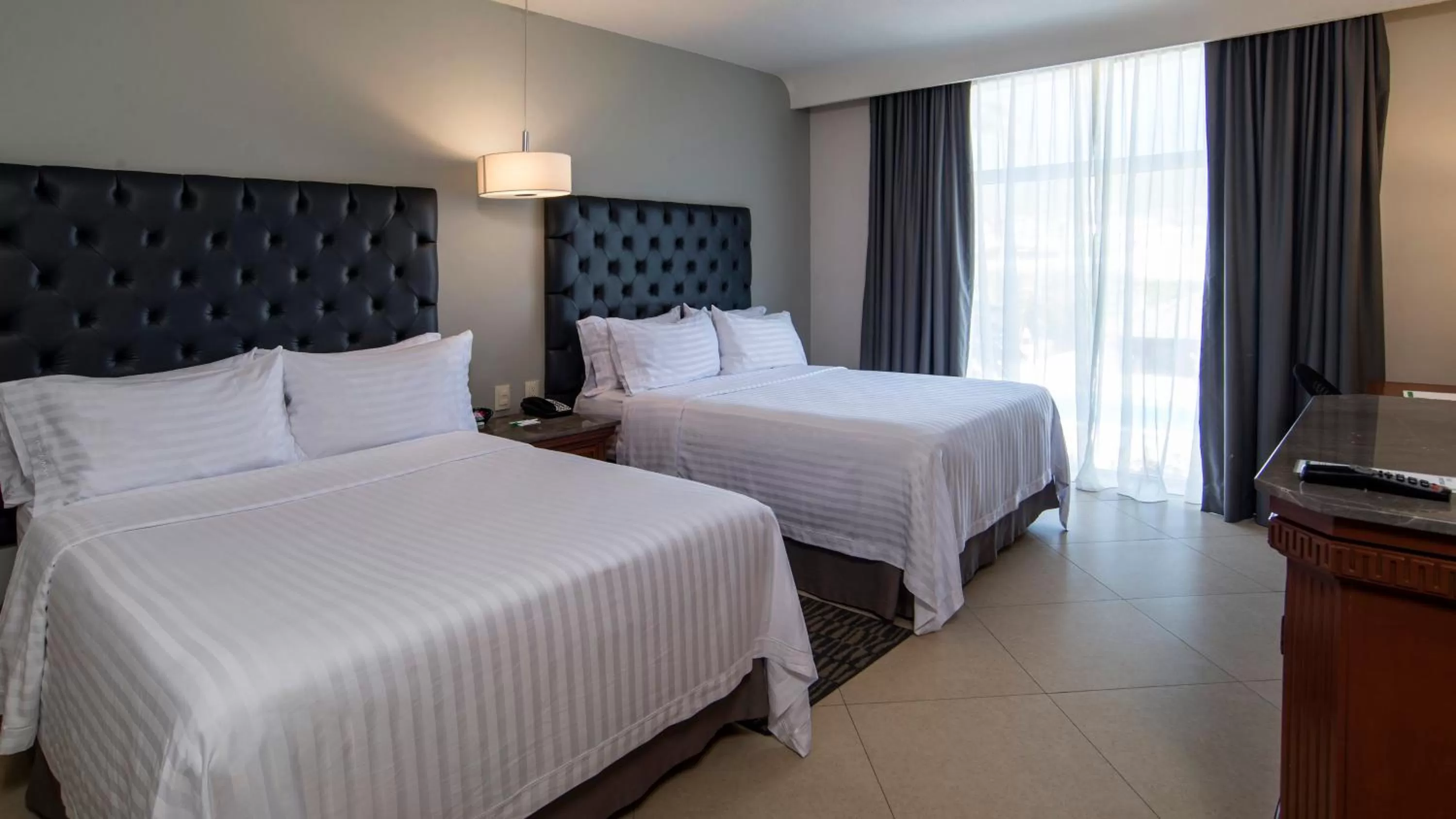 Photo of the whole room, Bed in Holiday Inn Tuxtla Gutierrez by IHG