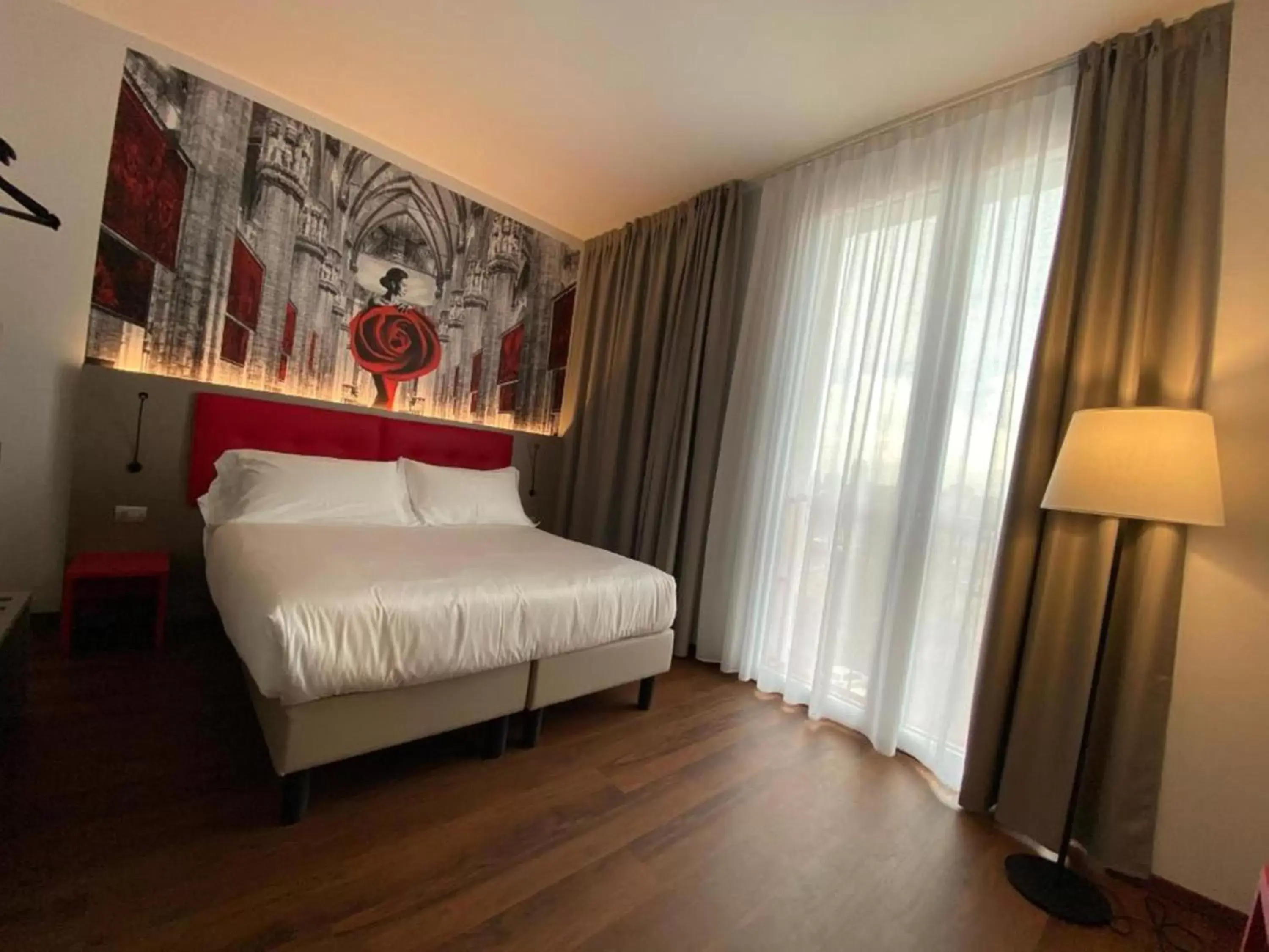 Photo of the whole room, Bed in Amedia Milano, Trademark Collection by Wyndham