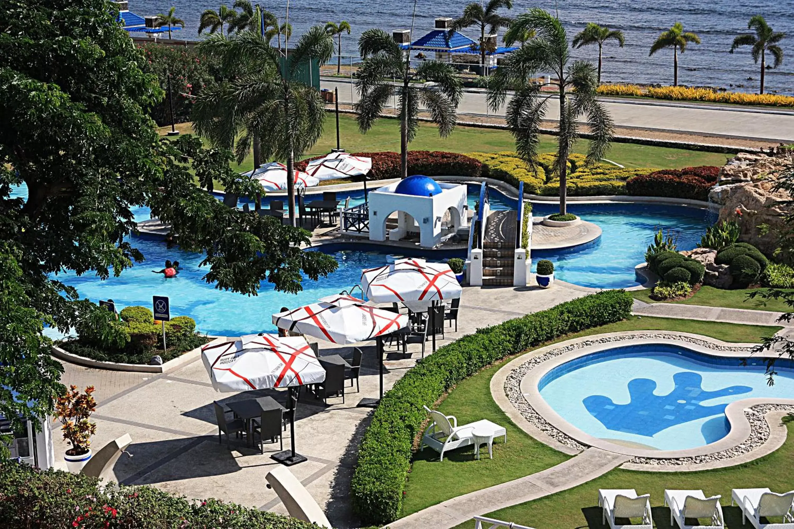 Swimming pool, Pool View in Thunderbird Resorts - Poro Point