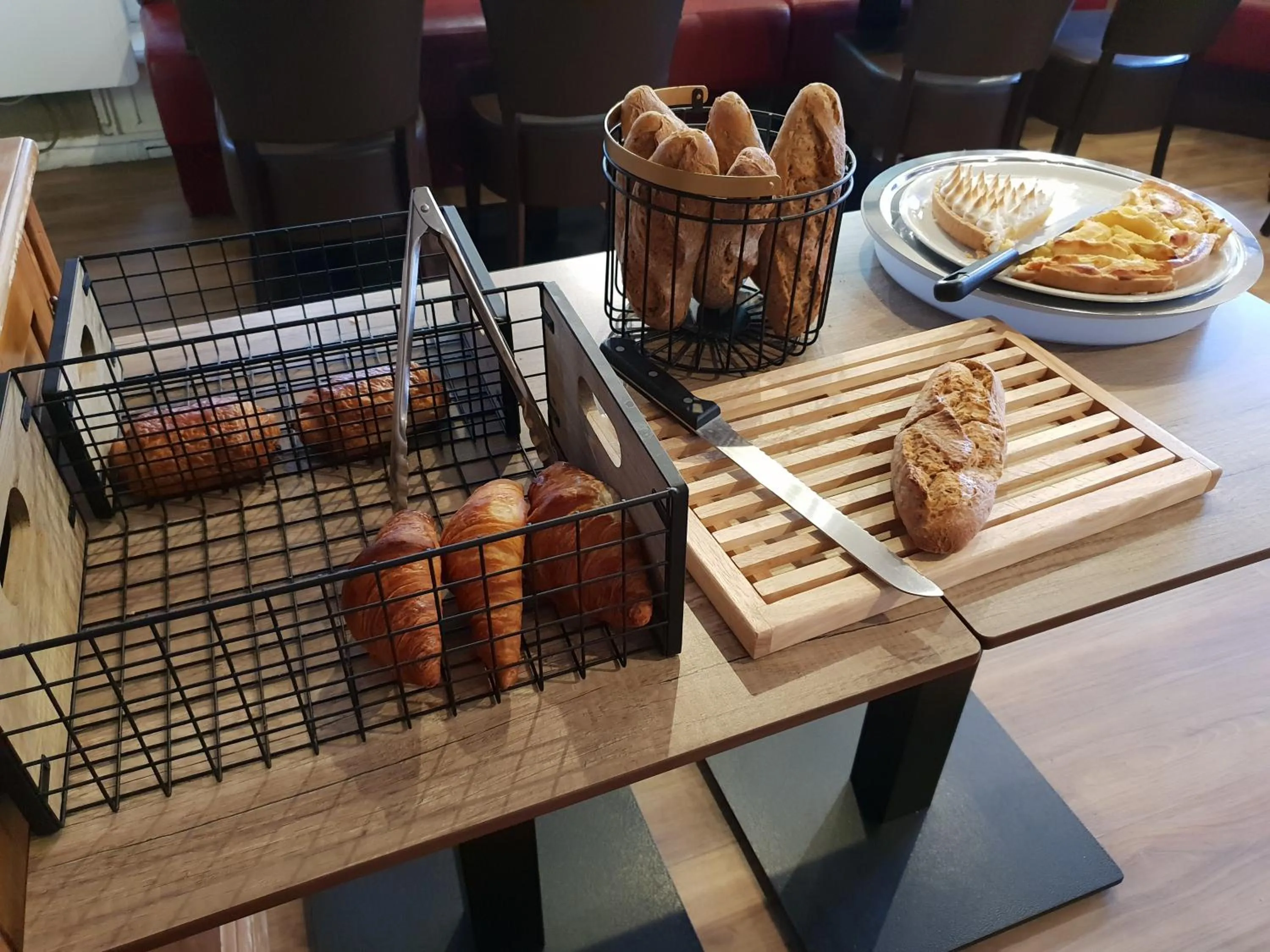 Breakfast in Le Napoleon