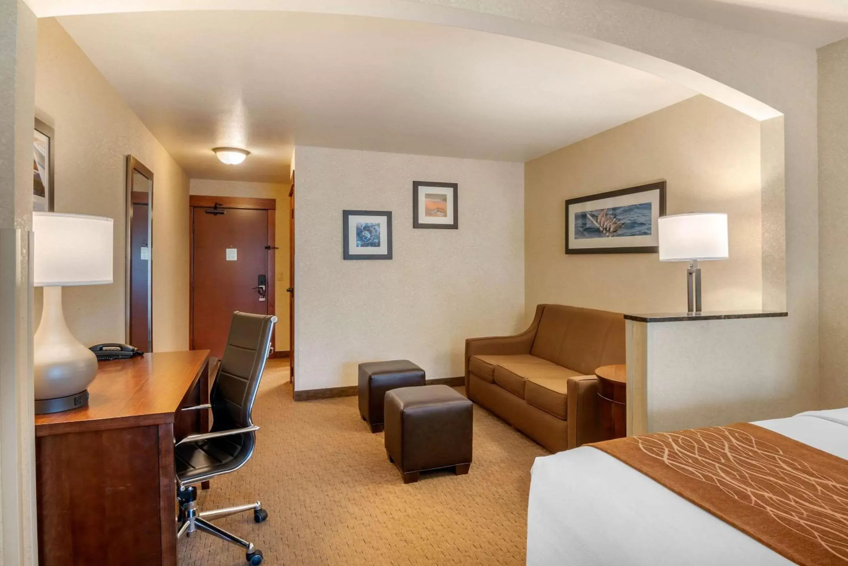 Photo of the whole room in Comfort Inn & Suites Lincoln City