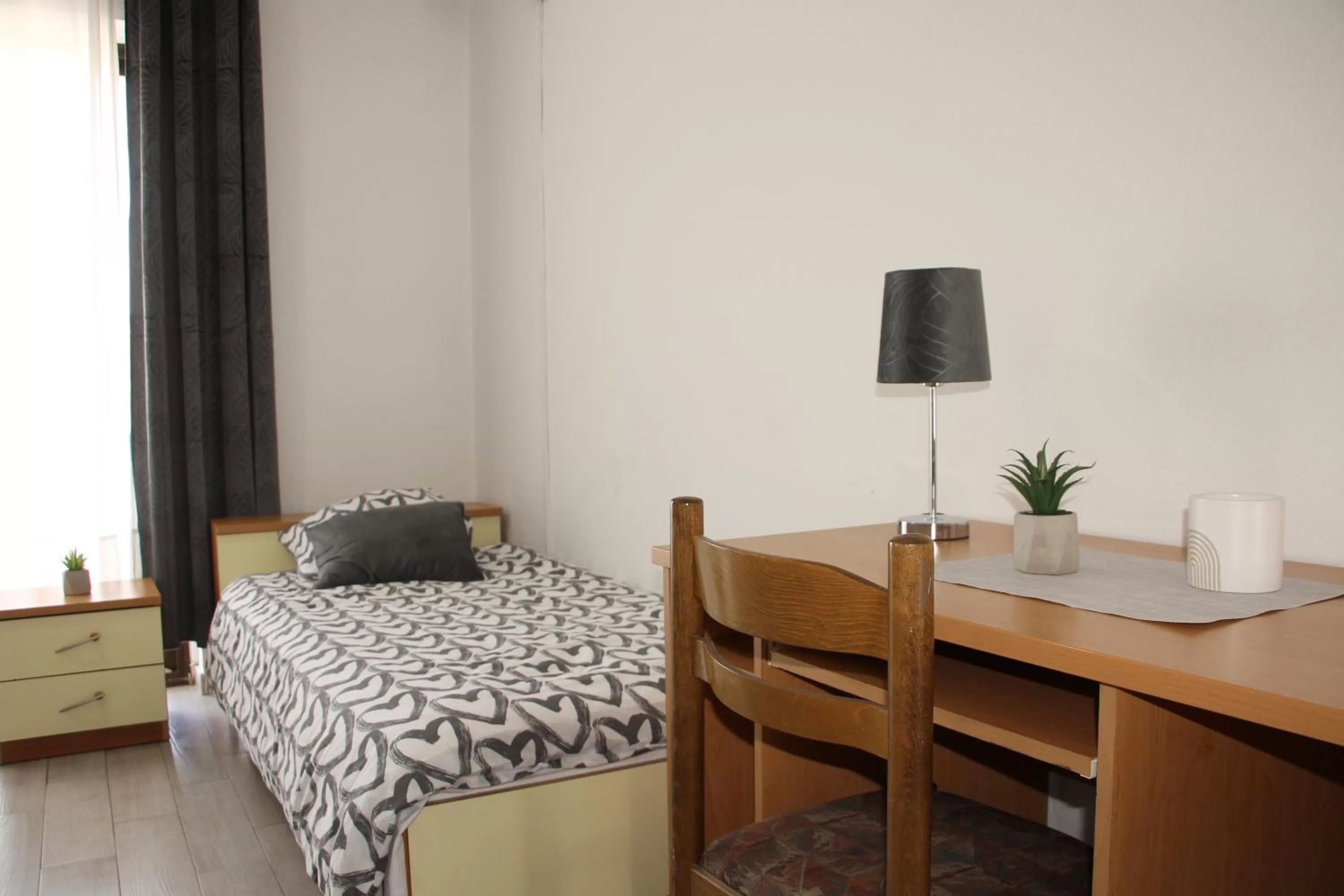 Bed in Motel "Tri lovca"