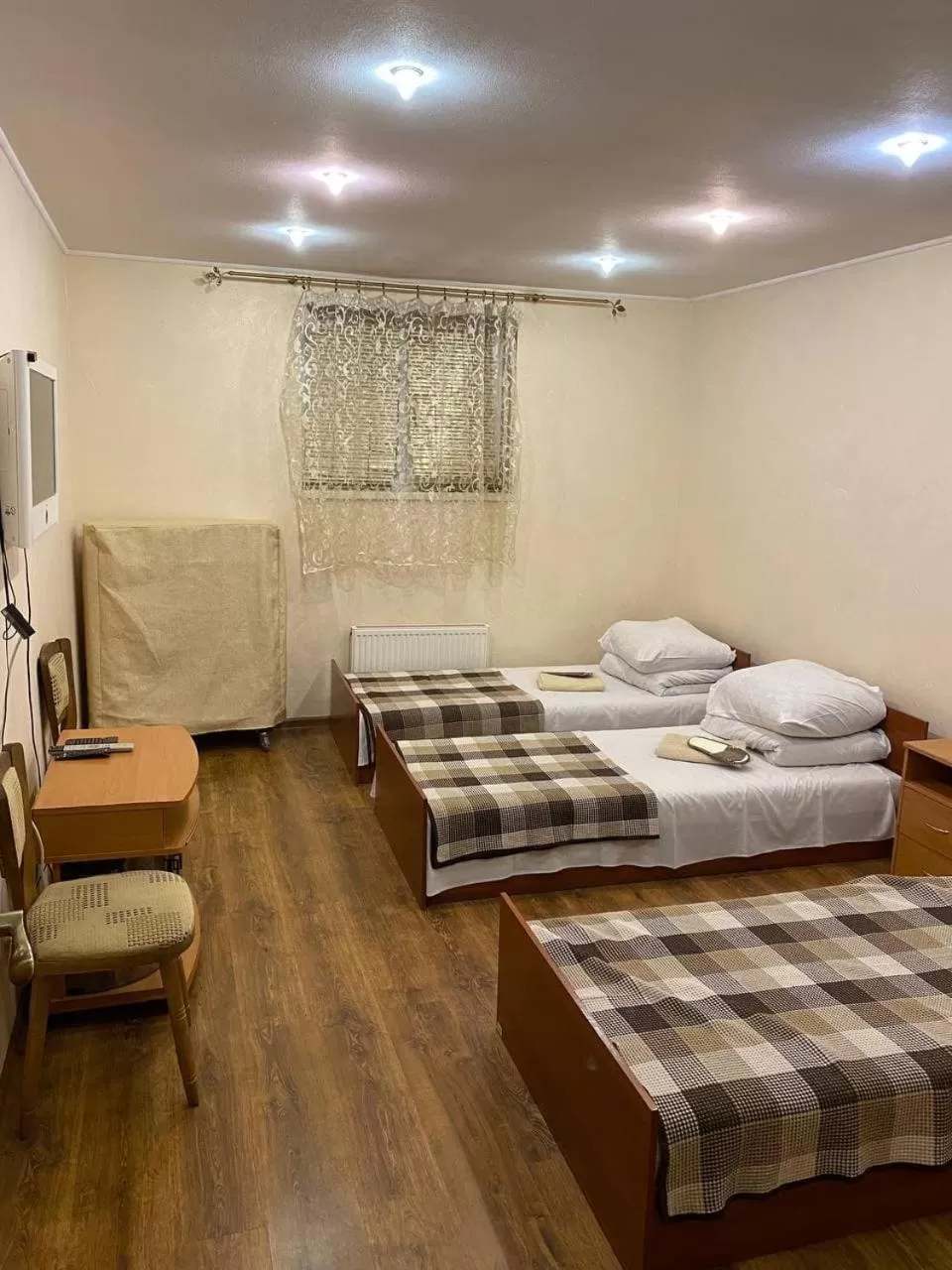 Bed in Inn Khlibodarskiy