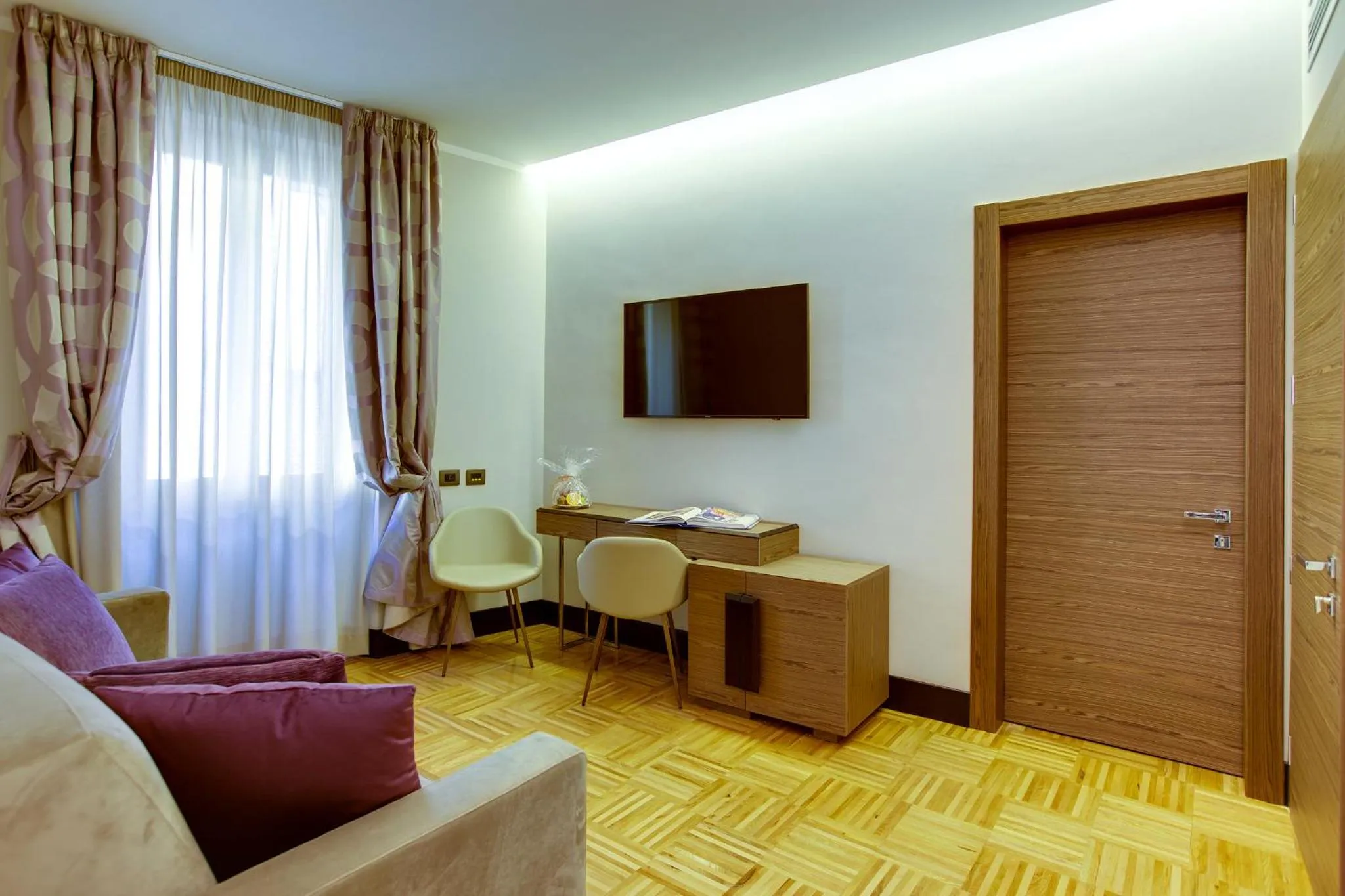 Living room in Solo Experience Hotel