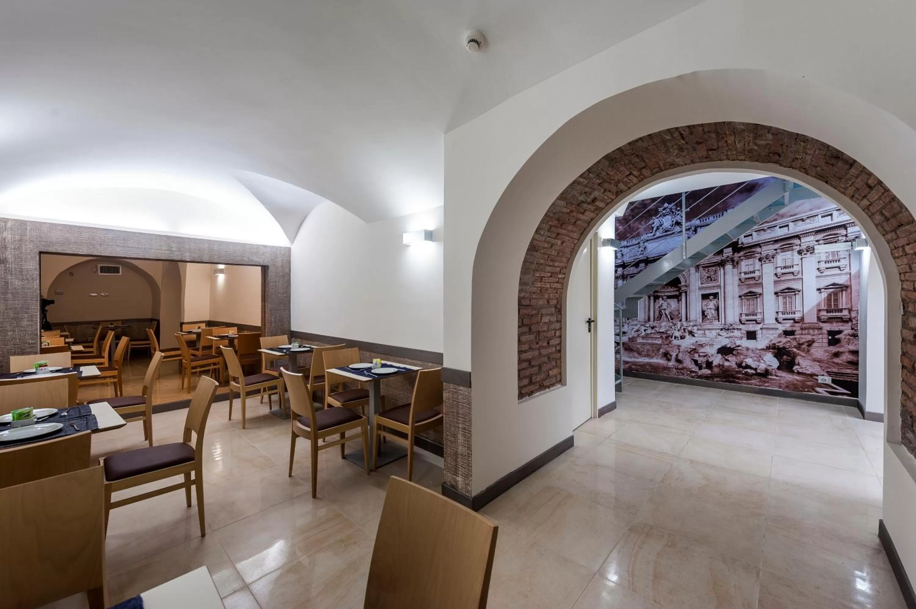 Area and facilities in Hotel California