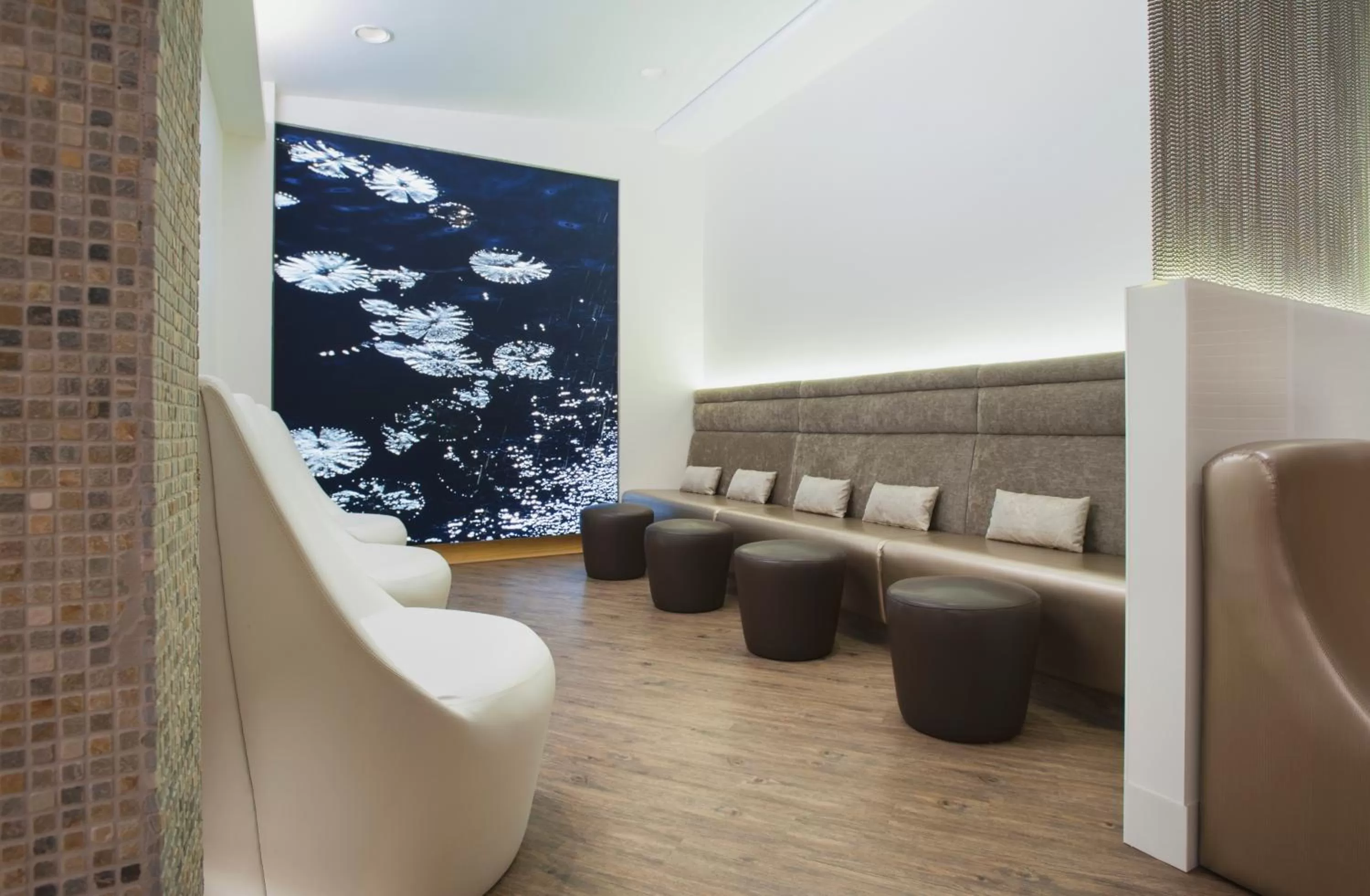 Lounge or bar in Inn at the Forks