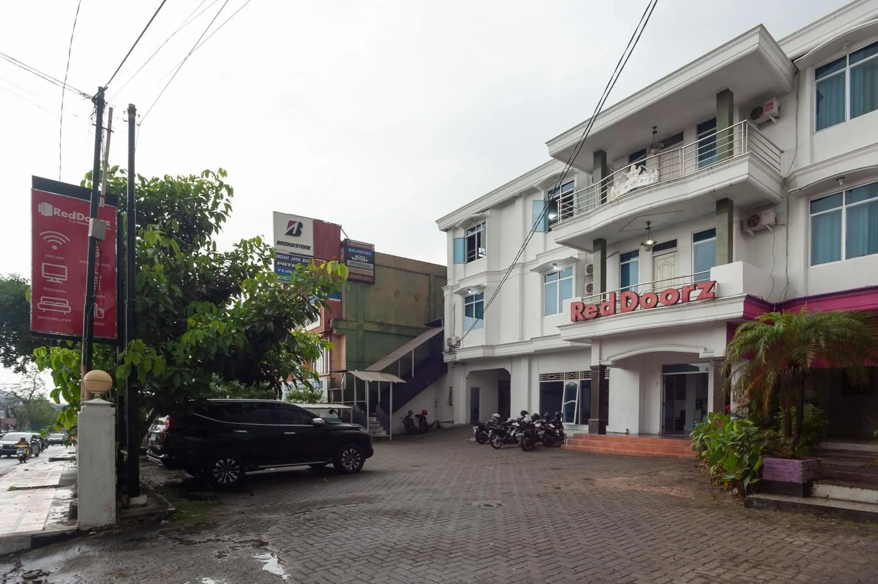 Property Building in RedDoorz @ Jalan Diponegoro Lampung