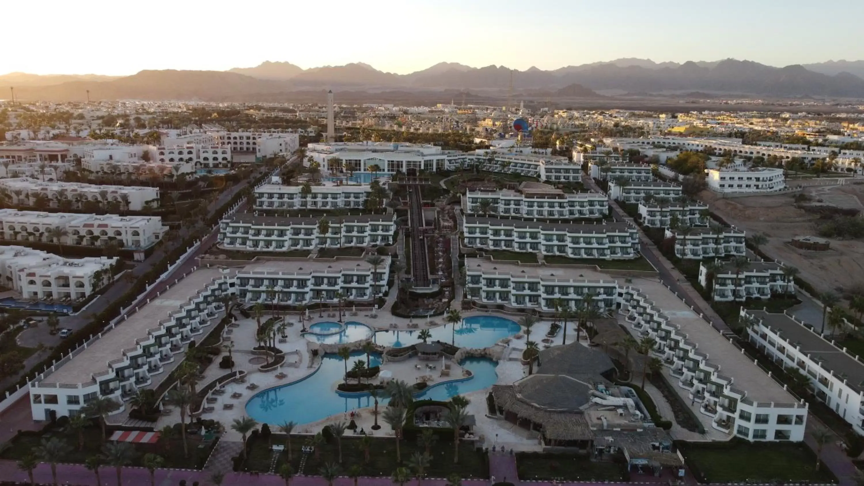 Property building, Bird's-eye View in Safir Sharm Waterfalls Resort