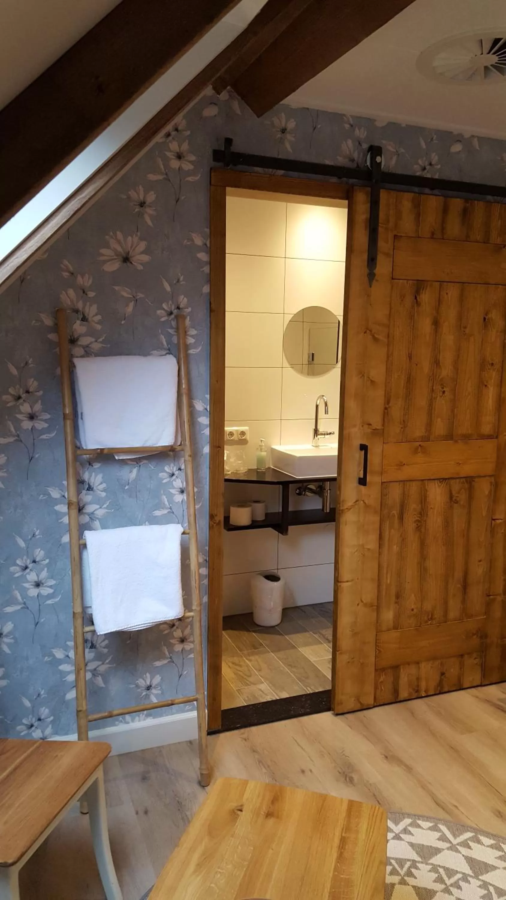 Bathroom in Bed & Breakfast aan de Beek