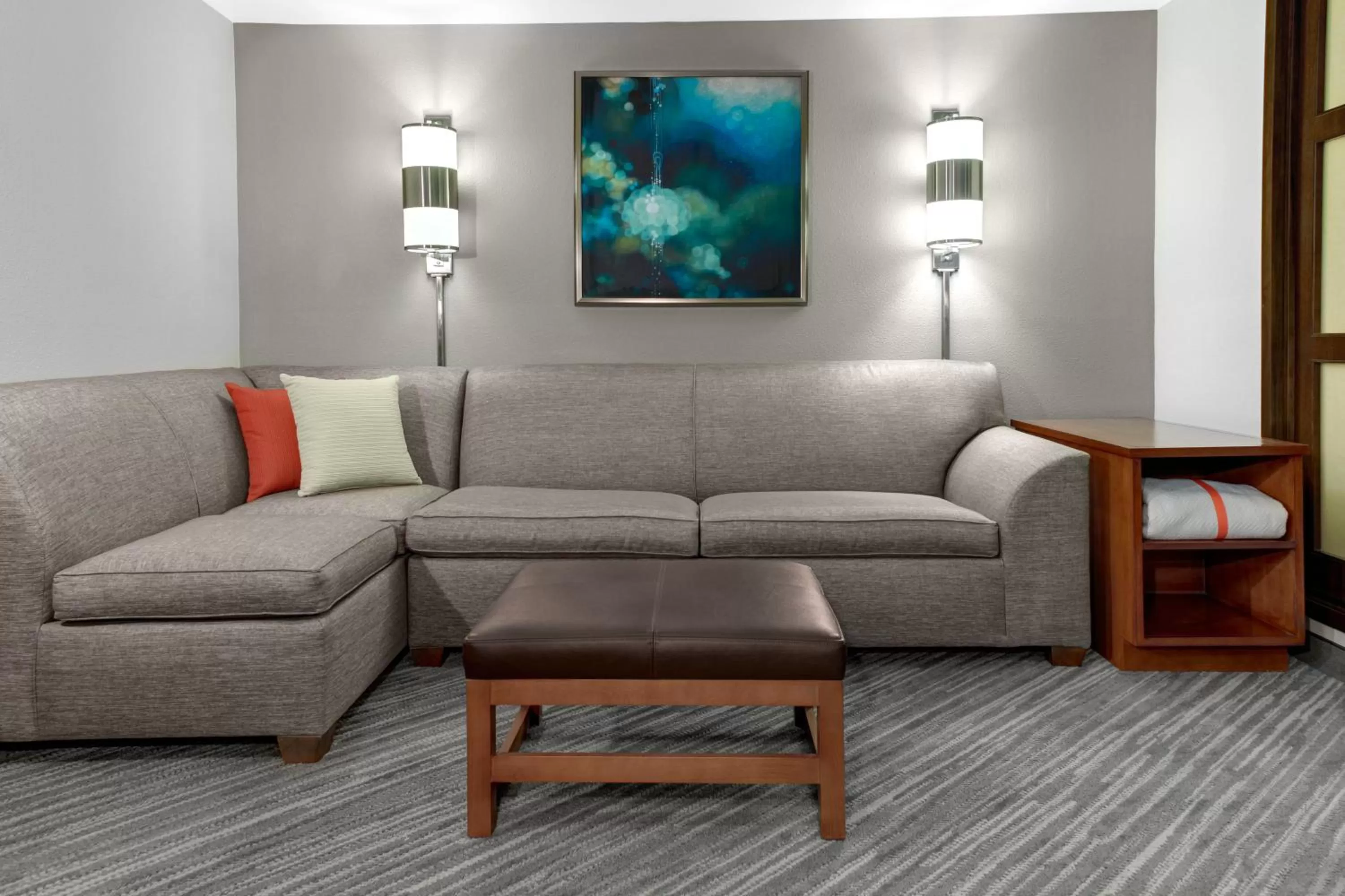 Accessible King Room With Bathtub in Extended Stay America Premier Suites - Pittsburgh - Cranberry Township - I-76