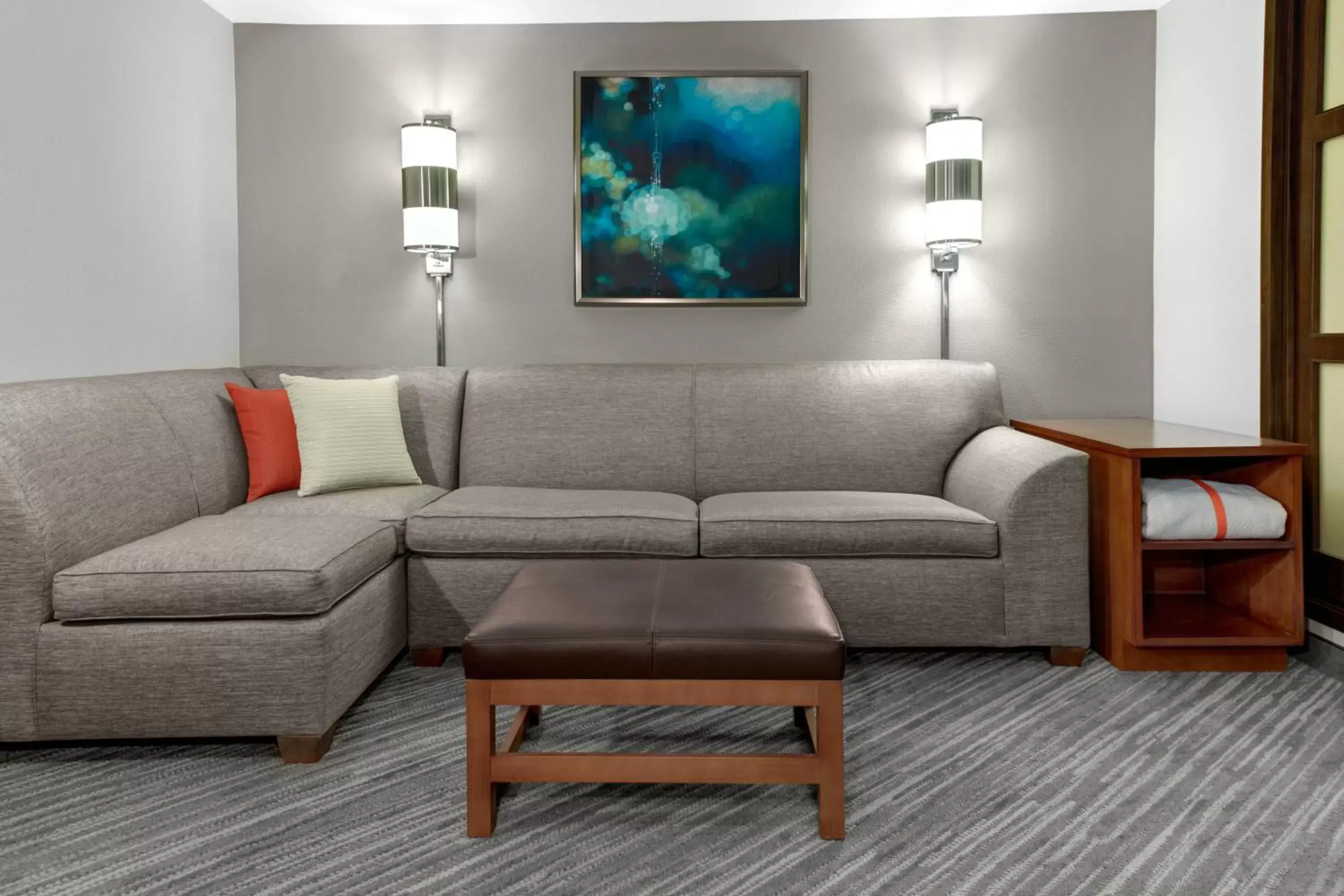 Accessible King Room With Bathtub in Extended Stay America Premier Suites - Pittsburgh - Cranberry Township - I-76 Accessible King Room With Bathtub in Extended Stay America Premier Suites - Pittsburgh - Cranberry Township - I-76