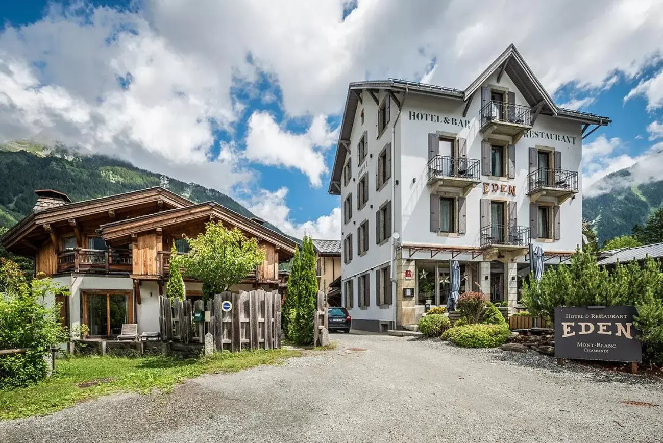 Apartment Chalet Style 3 bedrooms in Eden Hotel, Apartments and Chalet Chamonix Les Praz Apartment Chalet Style 3 bedrooms in Eden Hotel, Apartments and Chalet Chamonix Les Praz