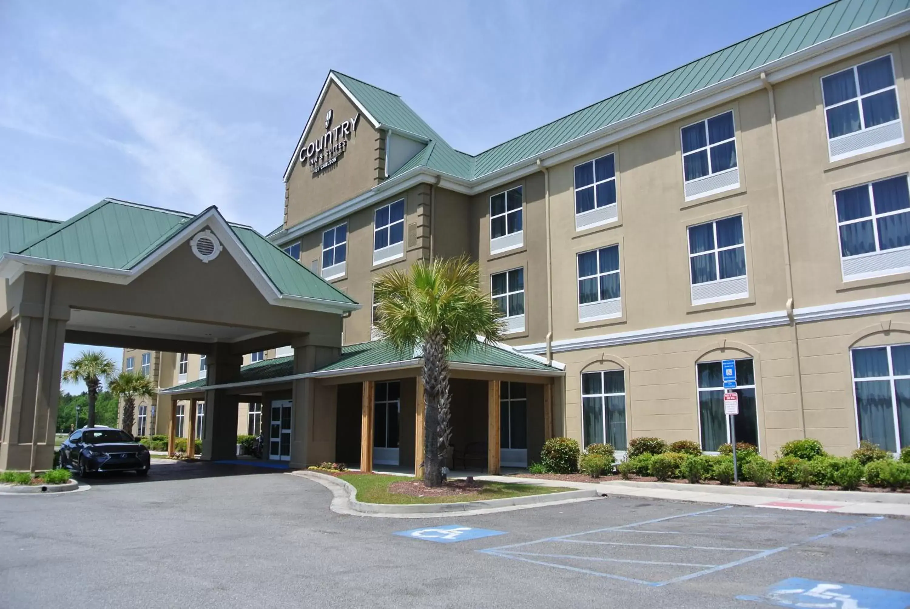 Property building, Facade/Entrance in Country Inn & Suites by Radisson, Savannah Airport, GA