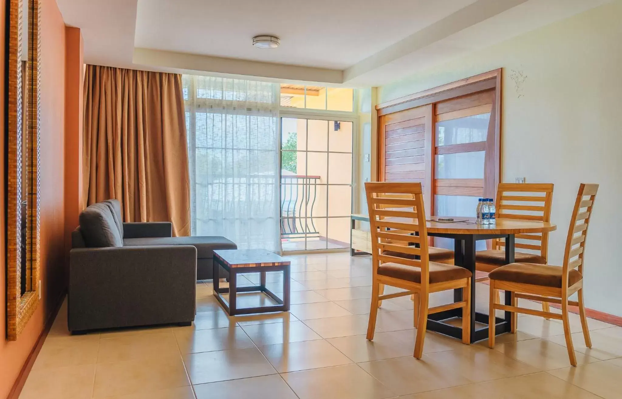 Living room, Seating Area in Jacana Amazon Wellness Resort