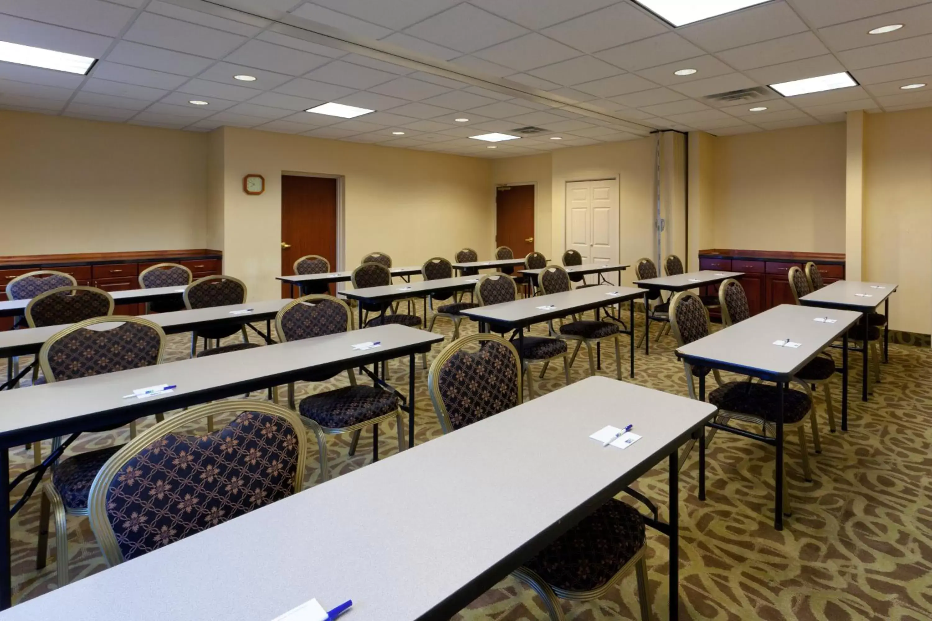 Meeting/conference room in Holiday Inn Express Hotel & Suites-North East, an IHG Hotel