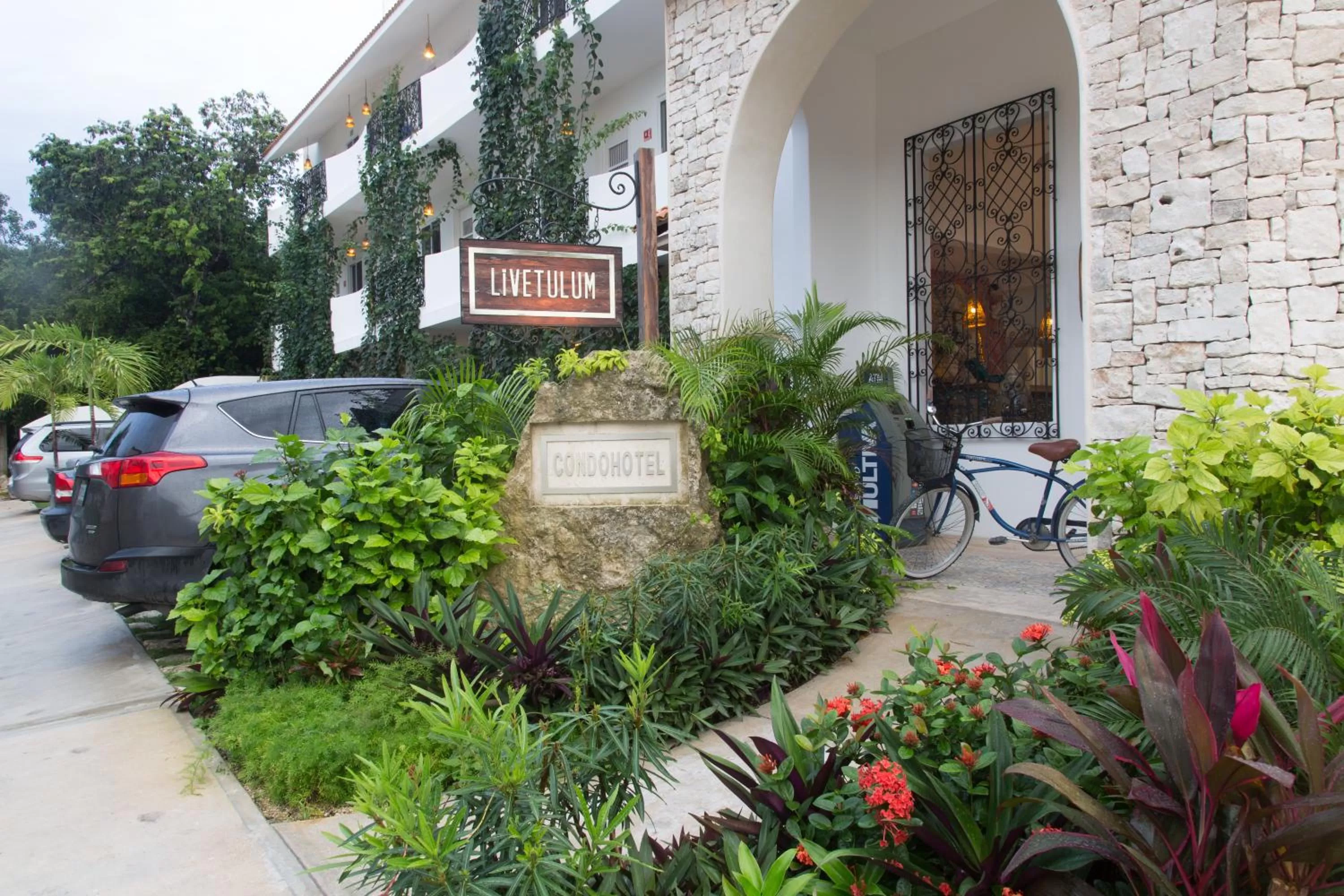 Facade/entrance in LiveTulum