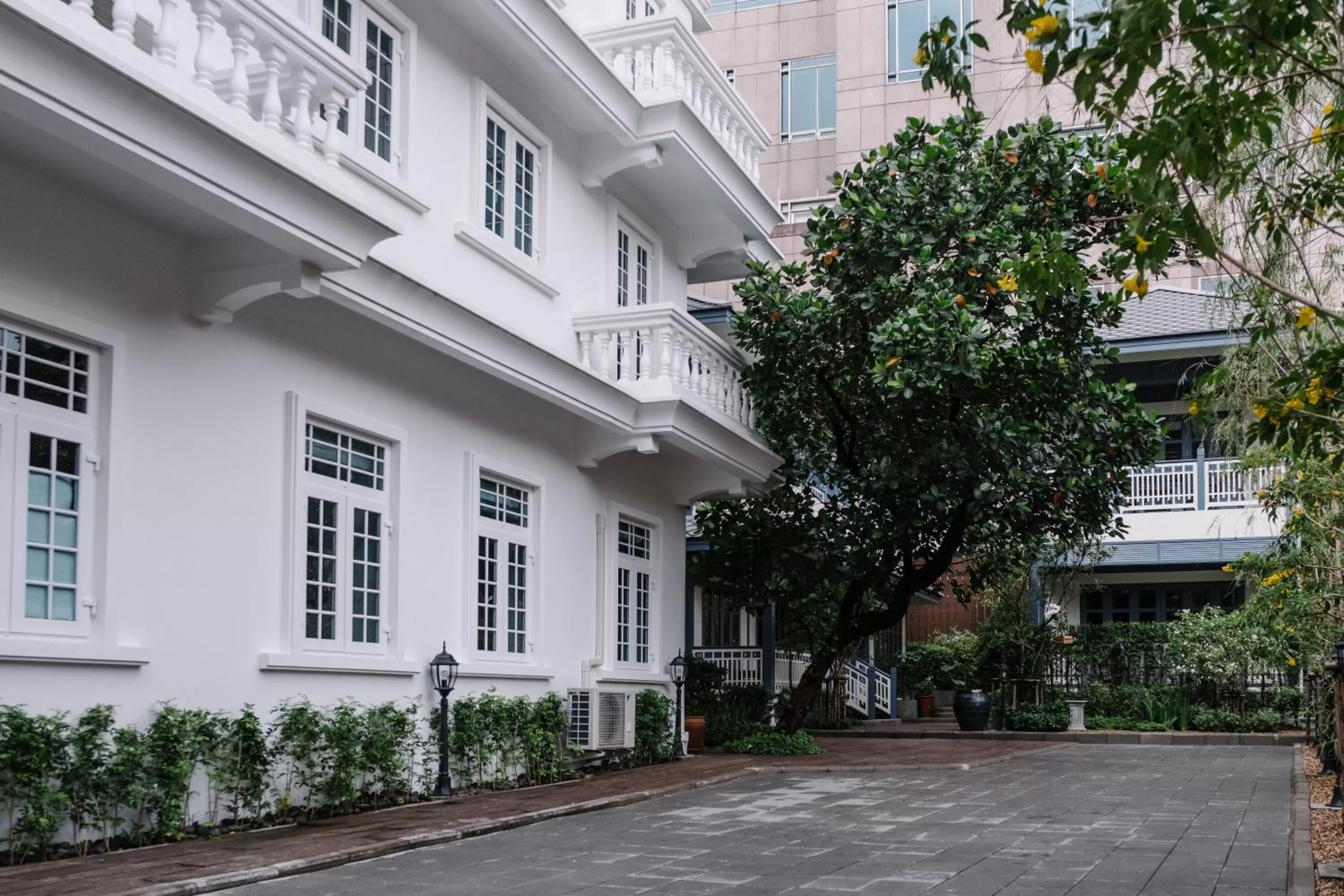 Property building in Baan Vajra