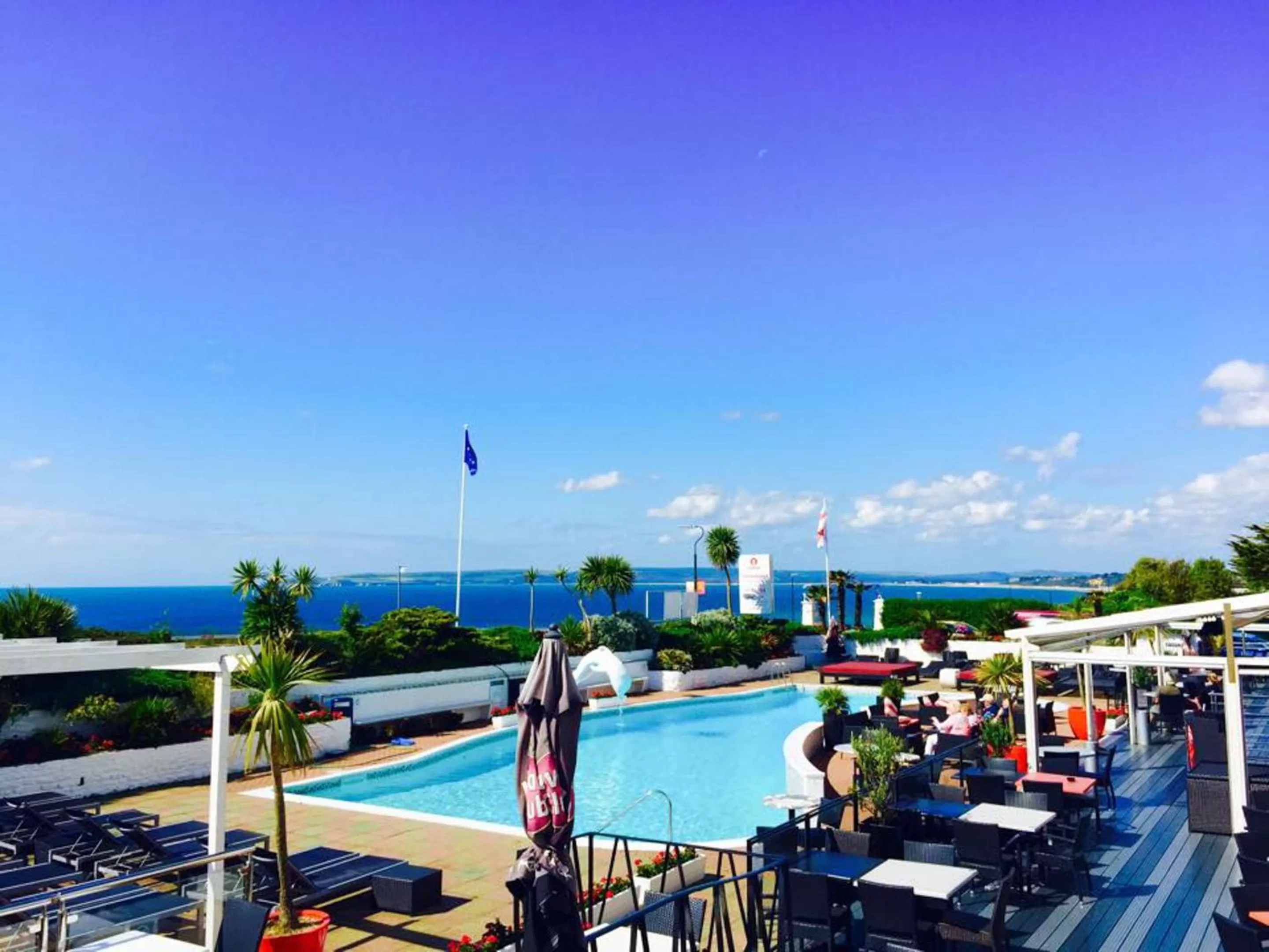 Patio in Cumberland Hotel - OCEANA COLLECTION