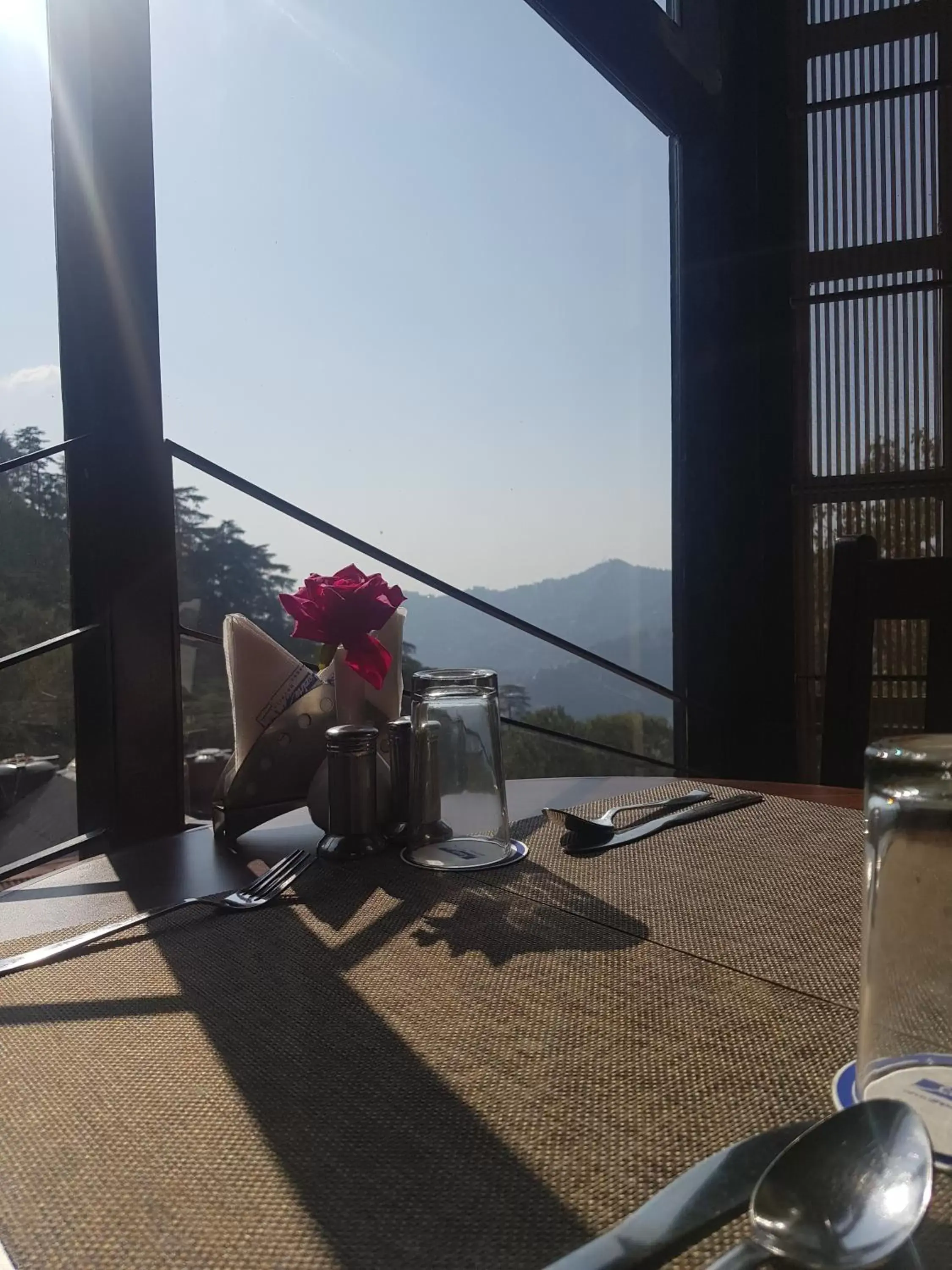 Restaurant/places to eat in Hotel Silverine Restaurant/places to eat in Hotel Silverine