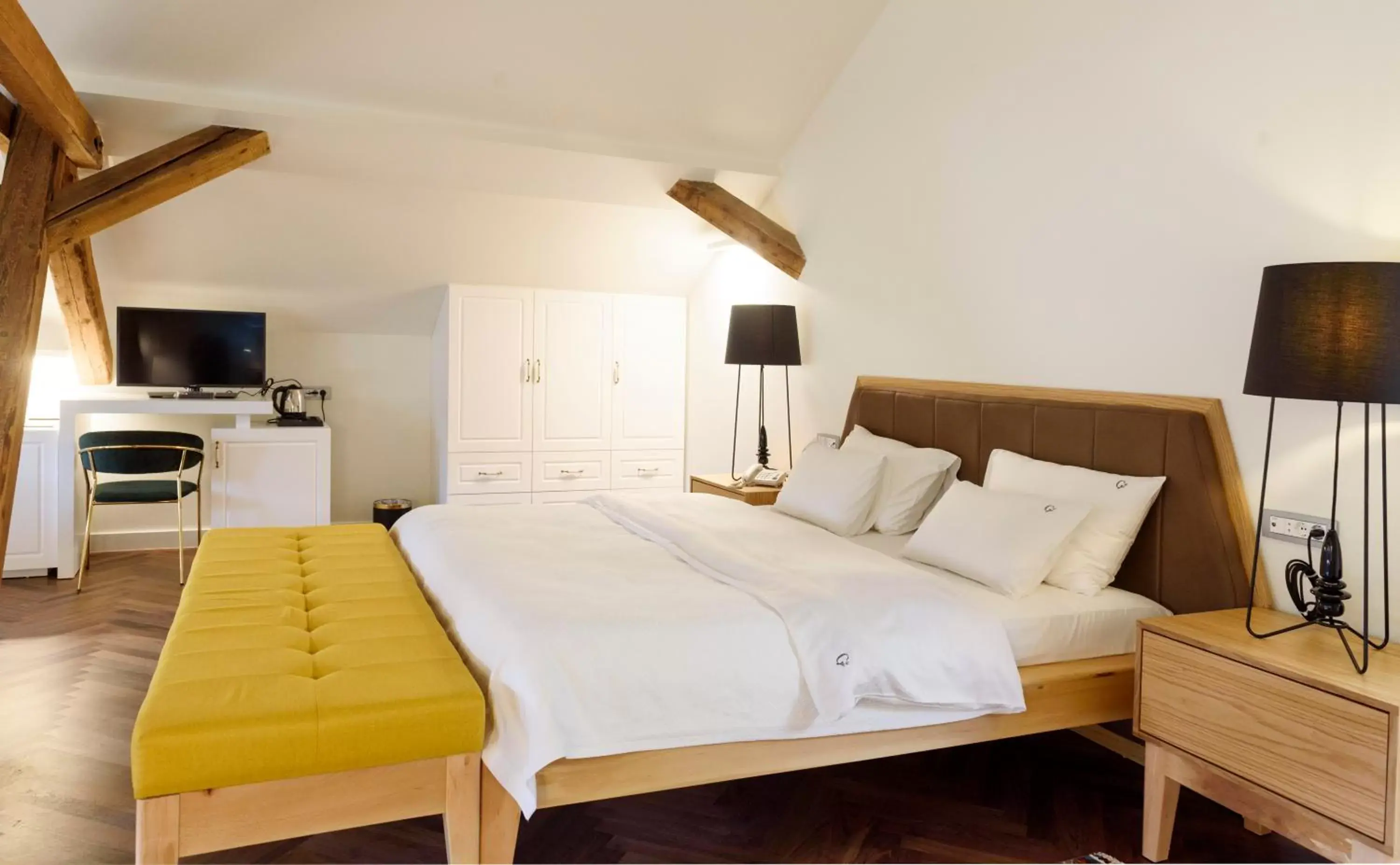 Executive Suite in Hotel Gradska Cetinje Executive Suite in Hotel Gradska Cetinje