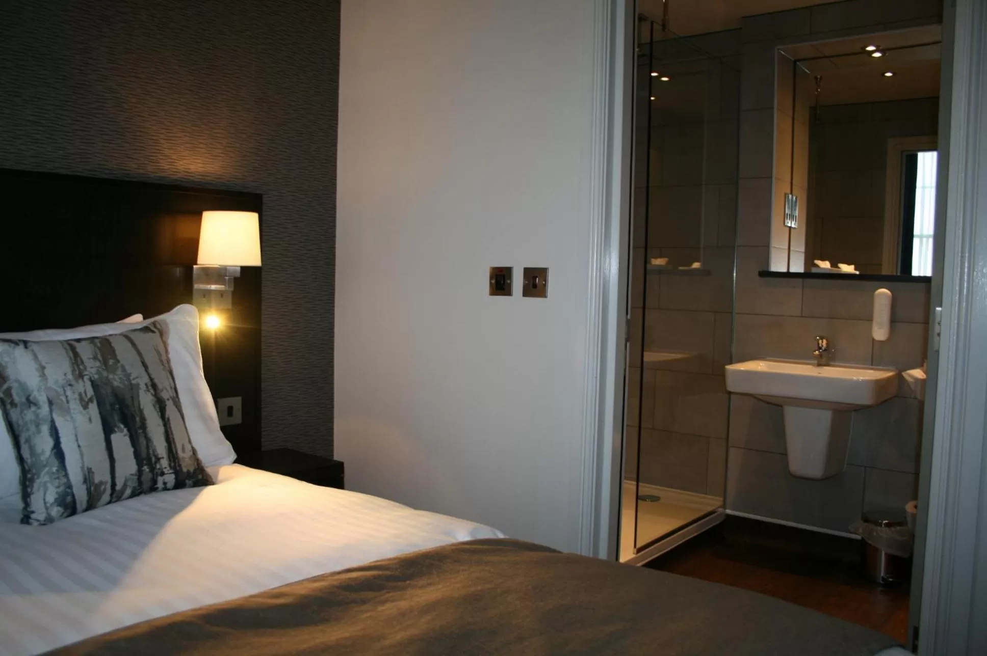 Bathroom in The Yarborough Hotel Wetherspoon