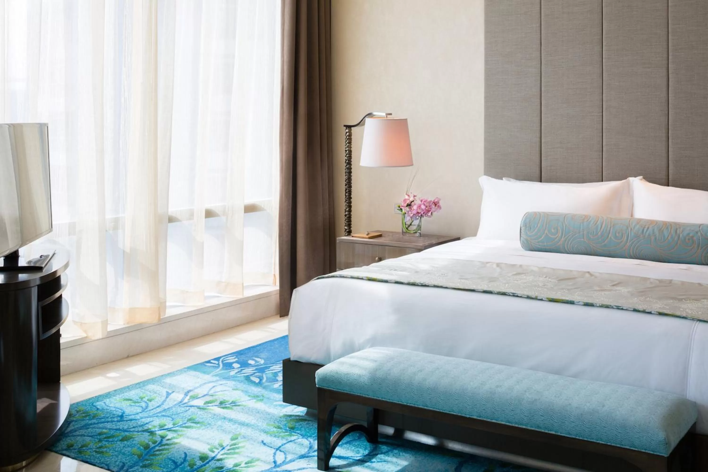 Bedroom, Bed in Raffles Jakarta