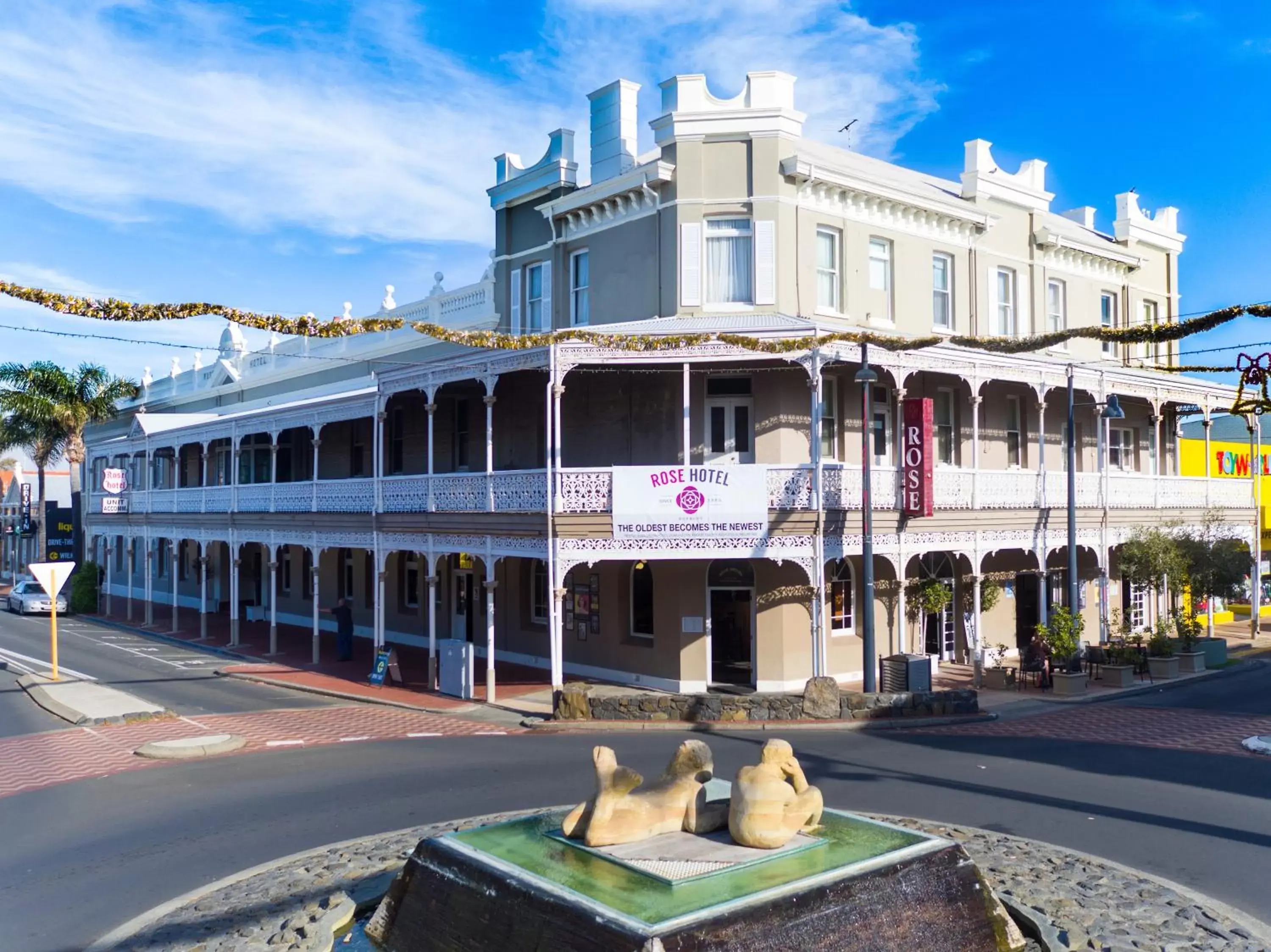 Facade/entrance, Property Building in The Rose Hotel & Motel