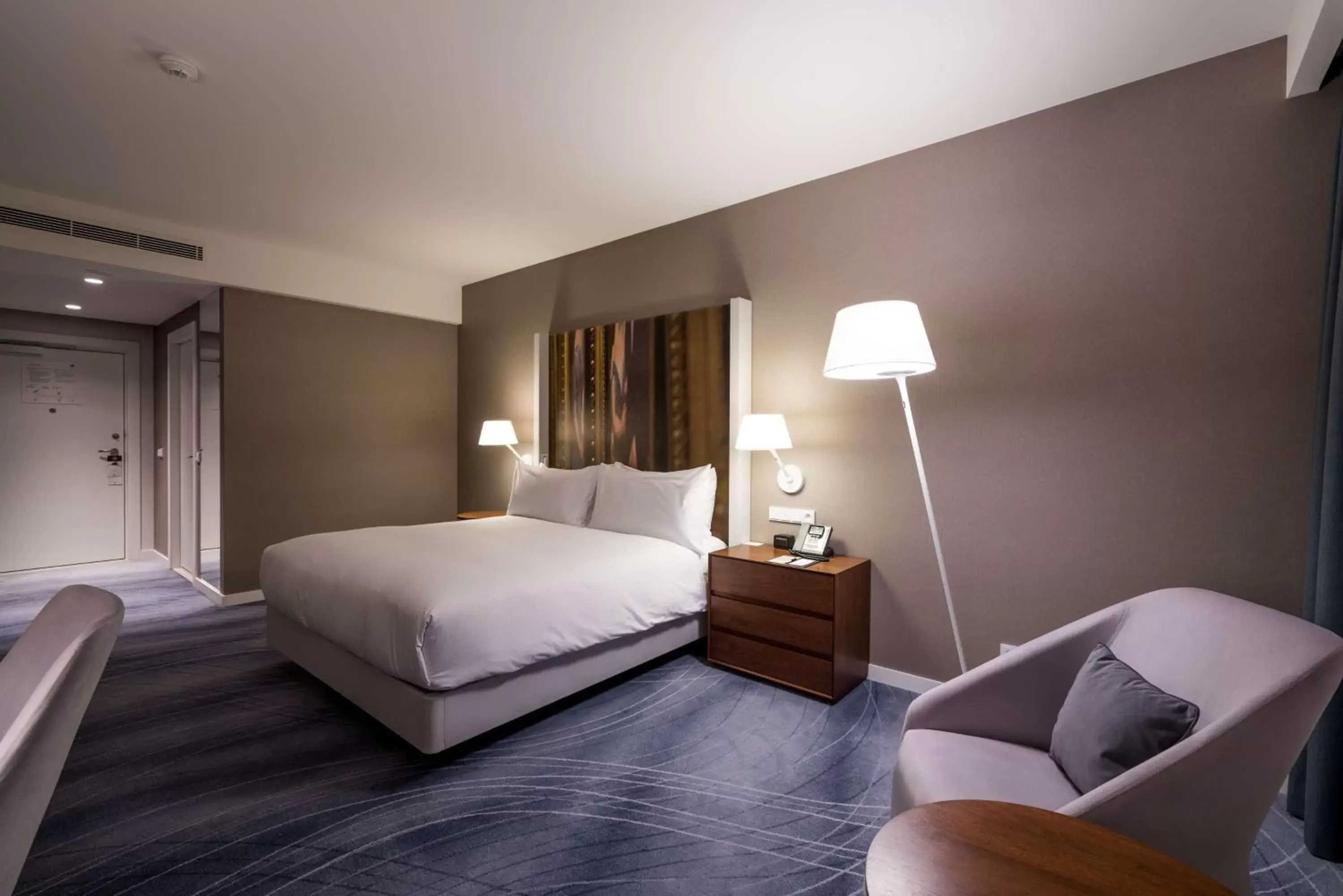 Bed in DoubleTree by Hilton Wroclaw