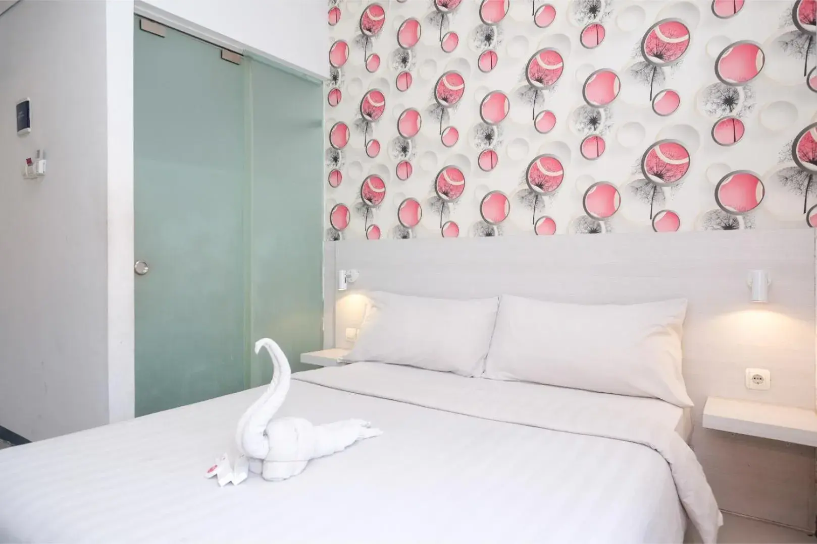 Superior Double Room in Red Orchid Hotel Superior Double Room in Red Orchid Hotel