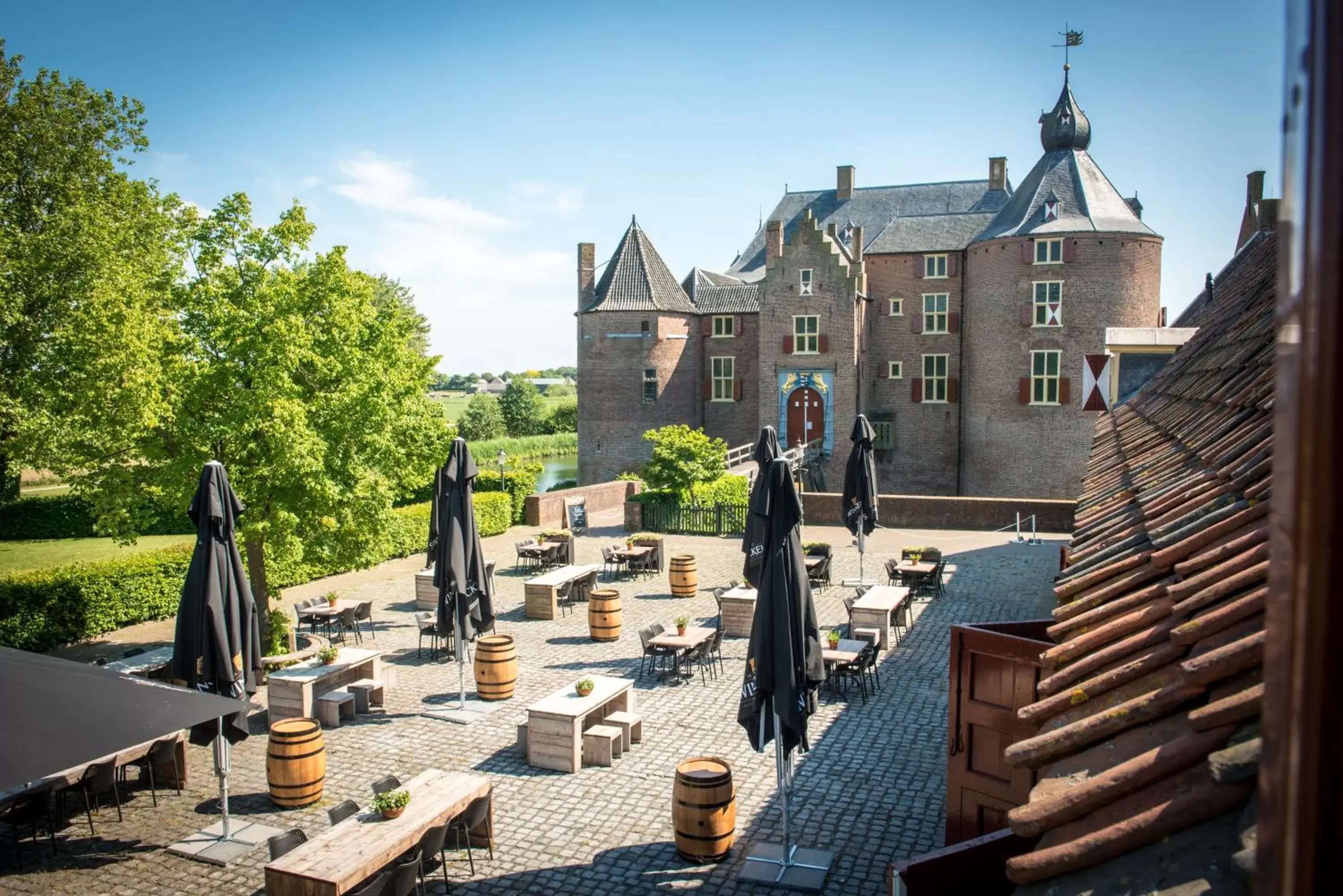 Patio in B&B kasteel Ammersoyen