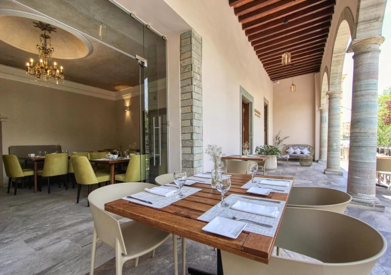 Restaurant/places to eat in Casa Florencia Hotel Boutique