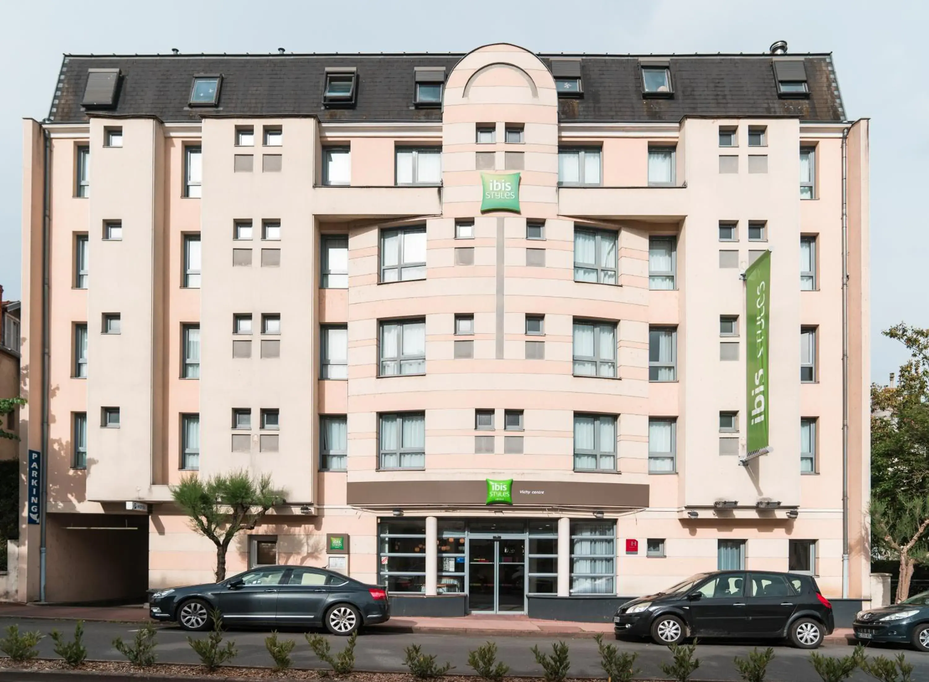 Facade/entrance, Property Building in ibis Styles Vichy Centre