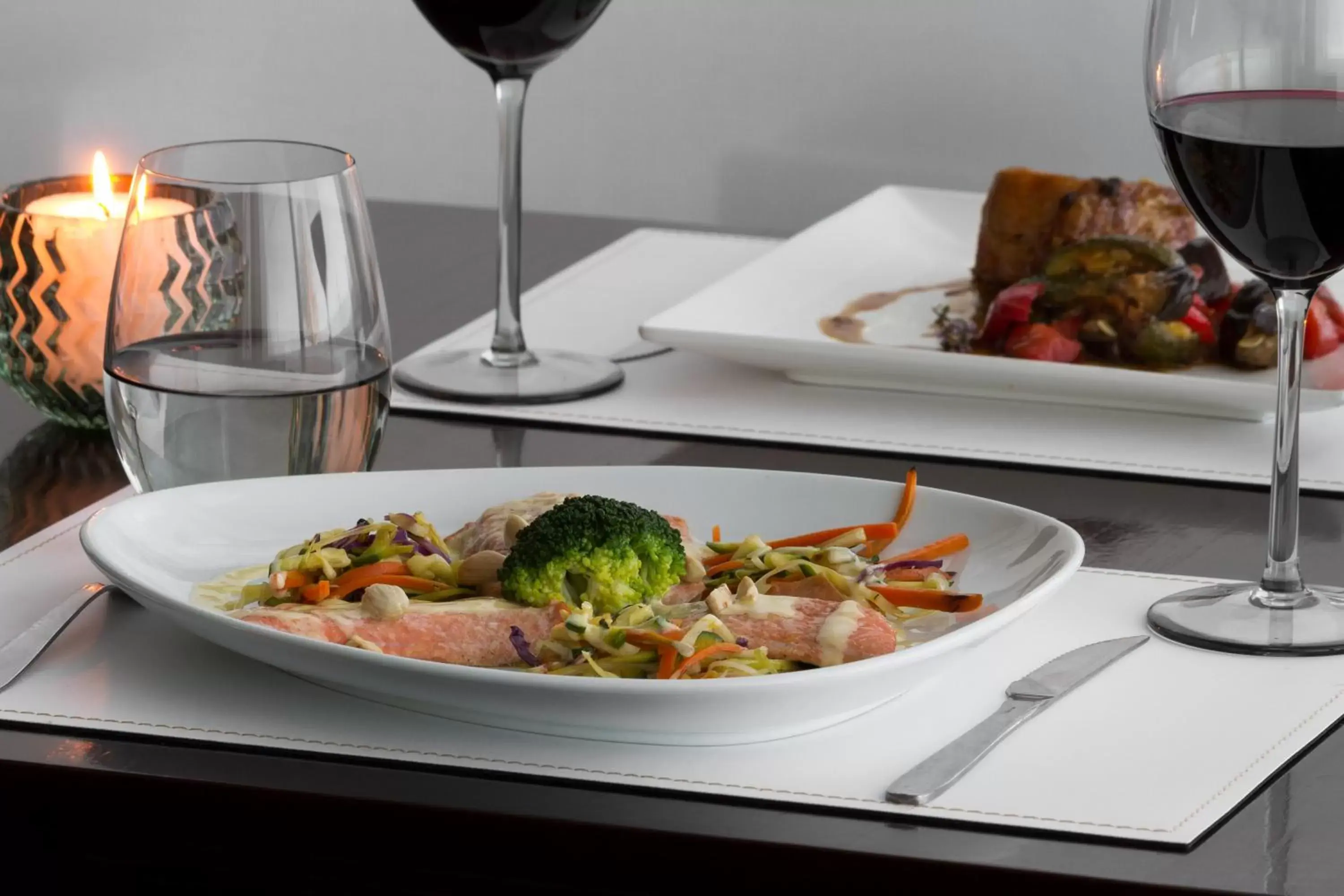 Food and drinks, Lunch and Dinner in Dazzler by Wyndham Puerto Madryn