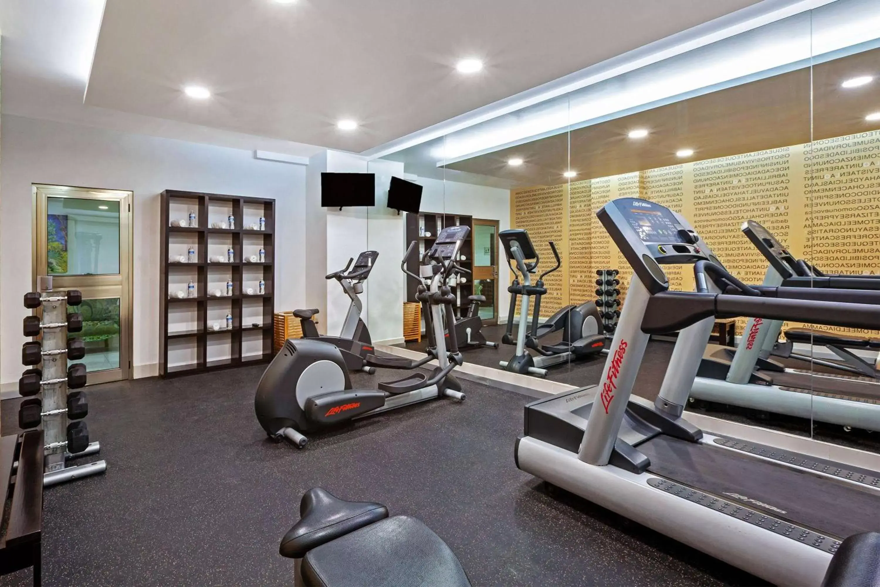 Fitness centre/facilities, Fitness Center/Facilities in Wyndham Garden Cancun Downtown