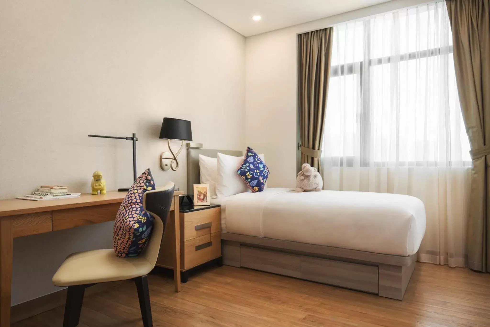 Bedroom, Bed in Oakwood Residence Saigon Bedroom, Bed in Oakwood Residence Saigon