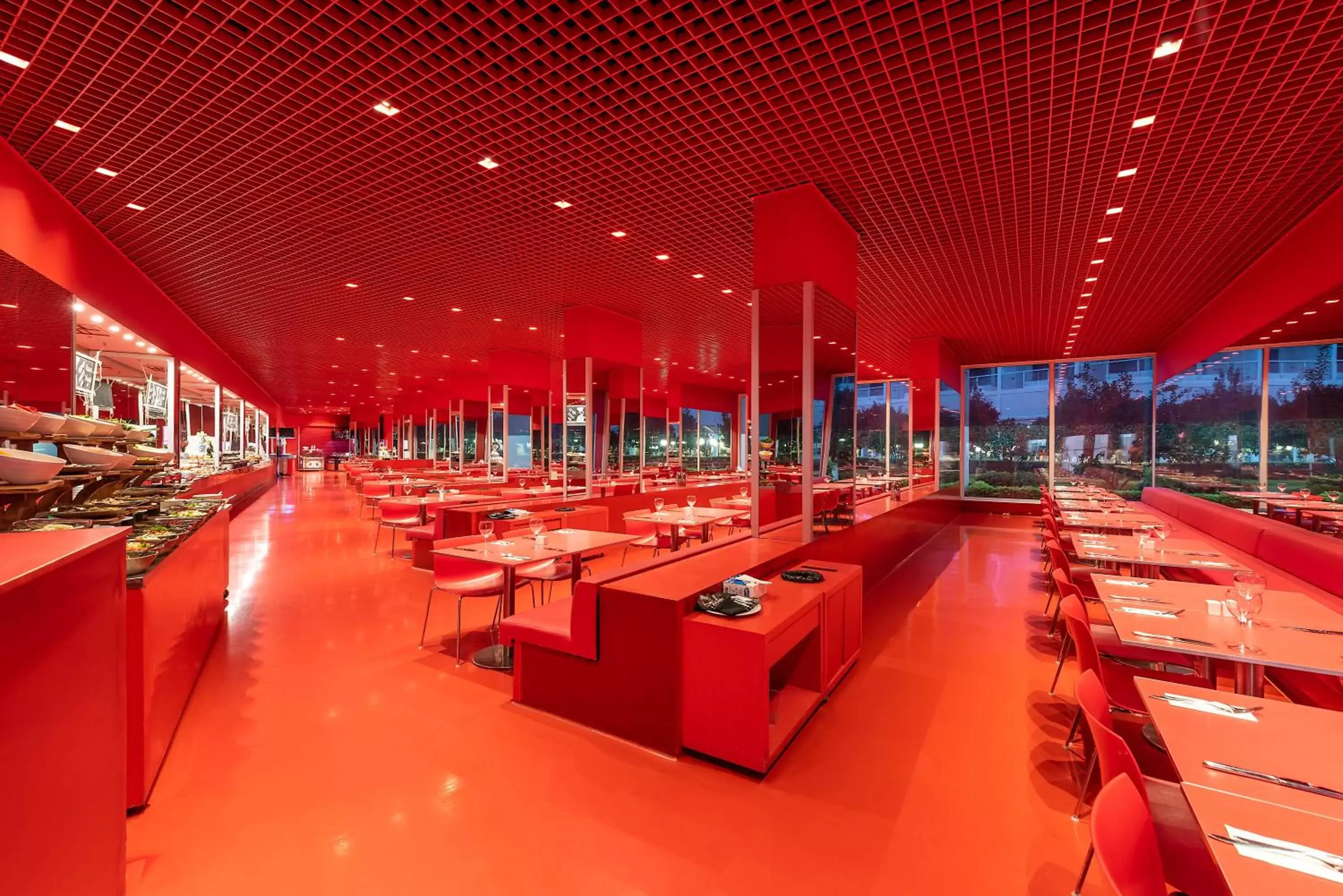 Restaurant/places to eat in Hotel SU & Aqualand Restaurant/places to eat in Hotel SU & Aqualand