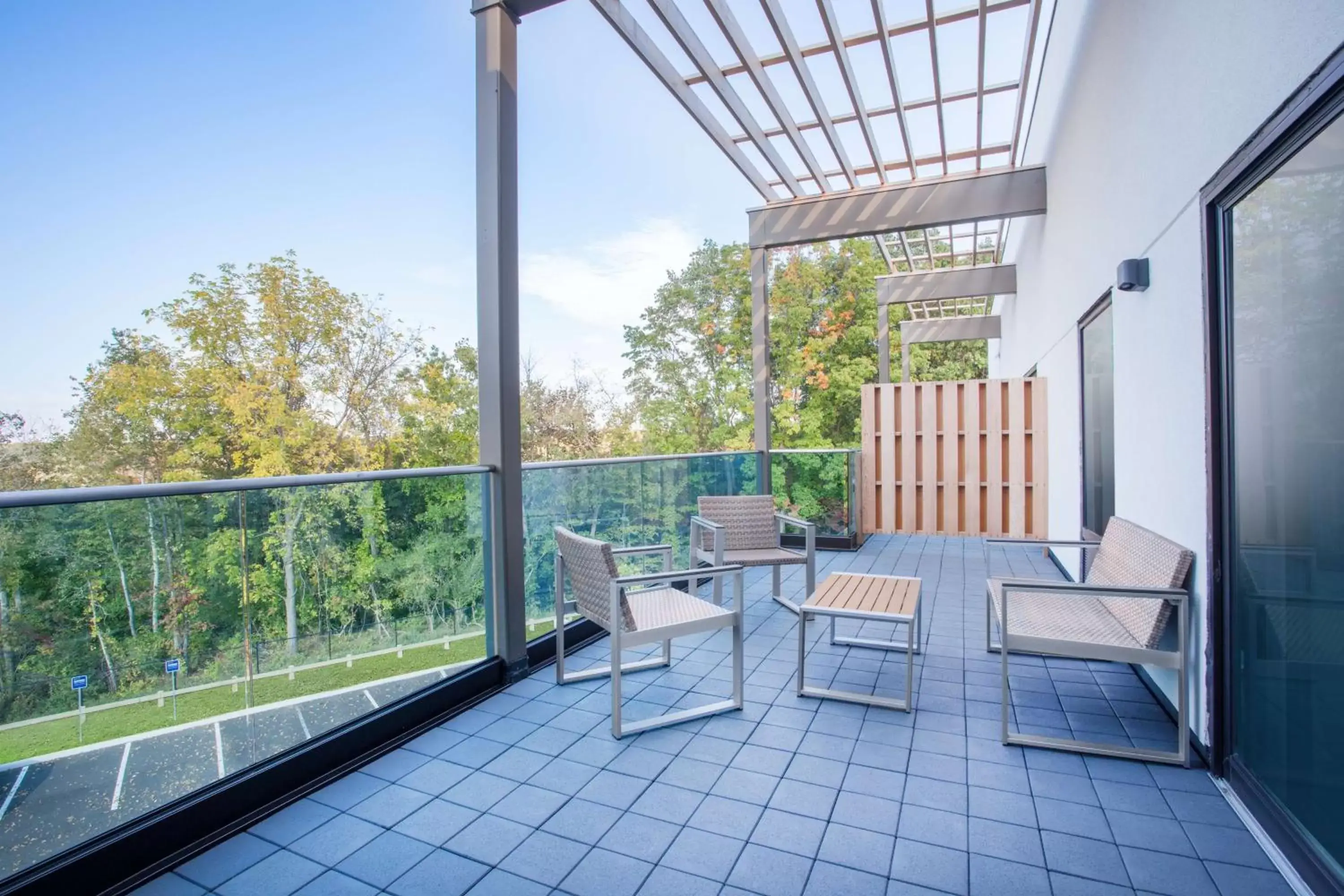 King Studio Suite with Balcony - Non-Smoking in Hampton Inn Rochester Penfield, Ny King Studio Suite with Balcony - Non-Smoking in Hampton Inn Rochester Penfield, Ny