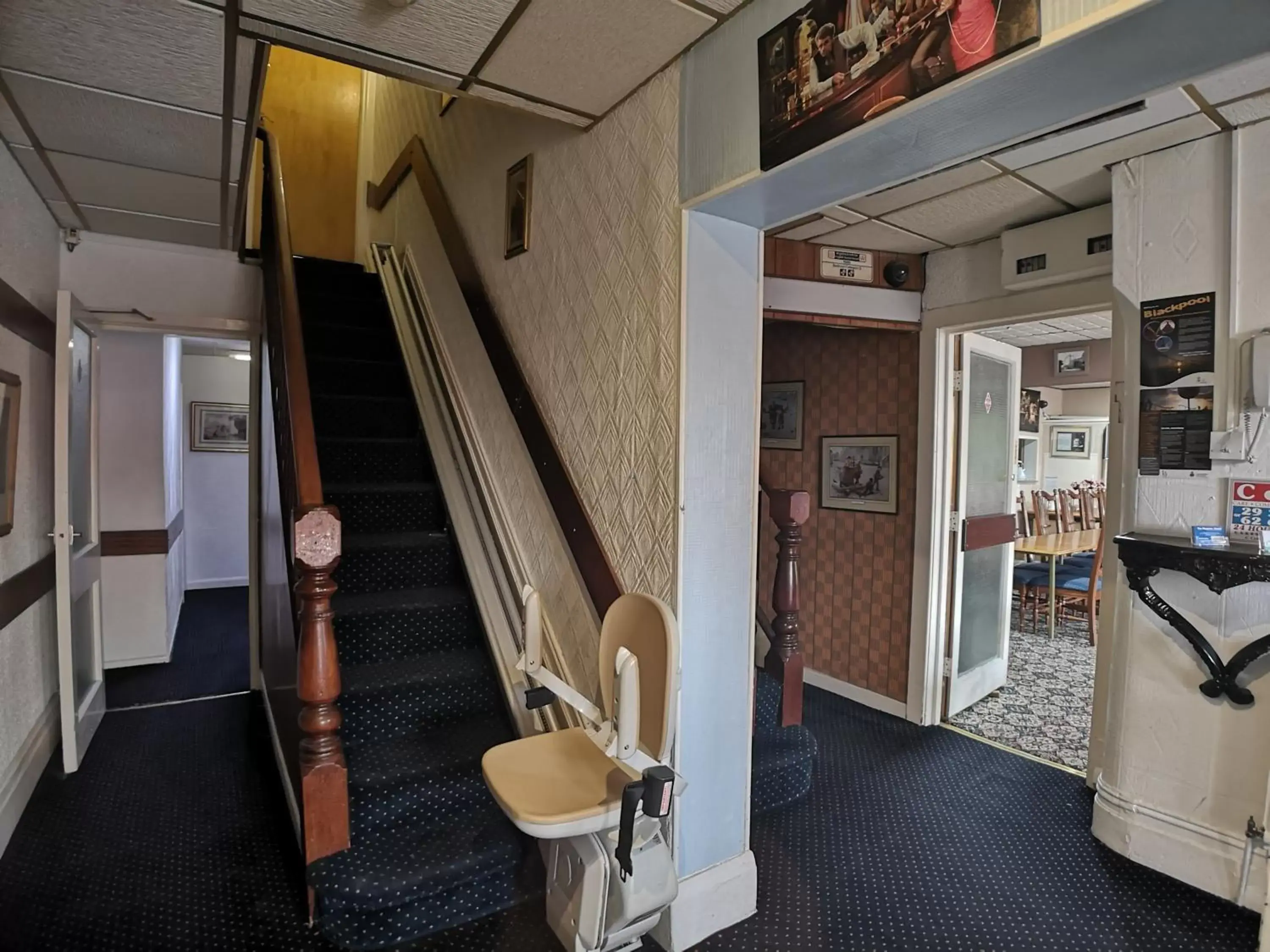 Lobby or reception, Kitchen/Kitchenette in The Hopton Hotel