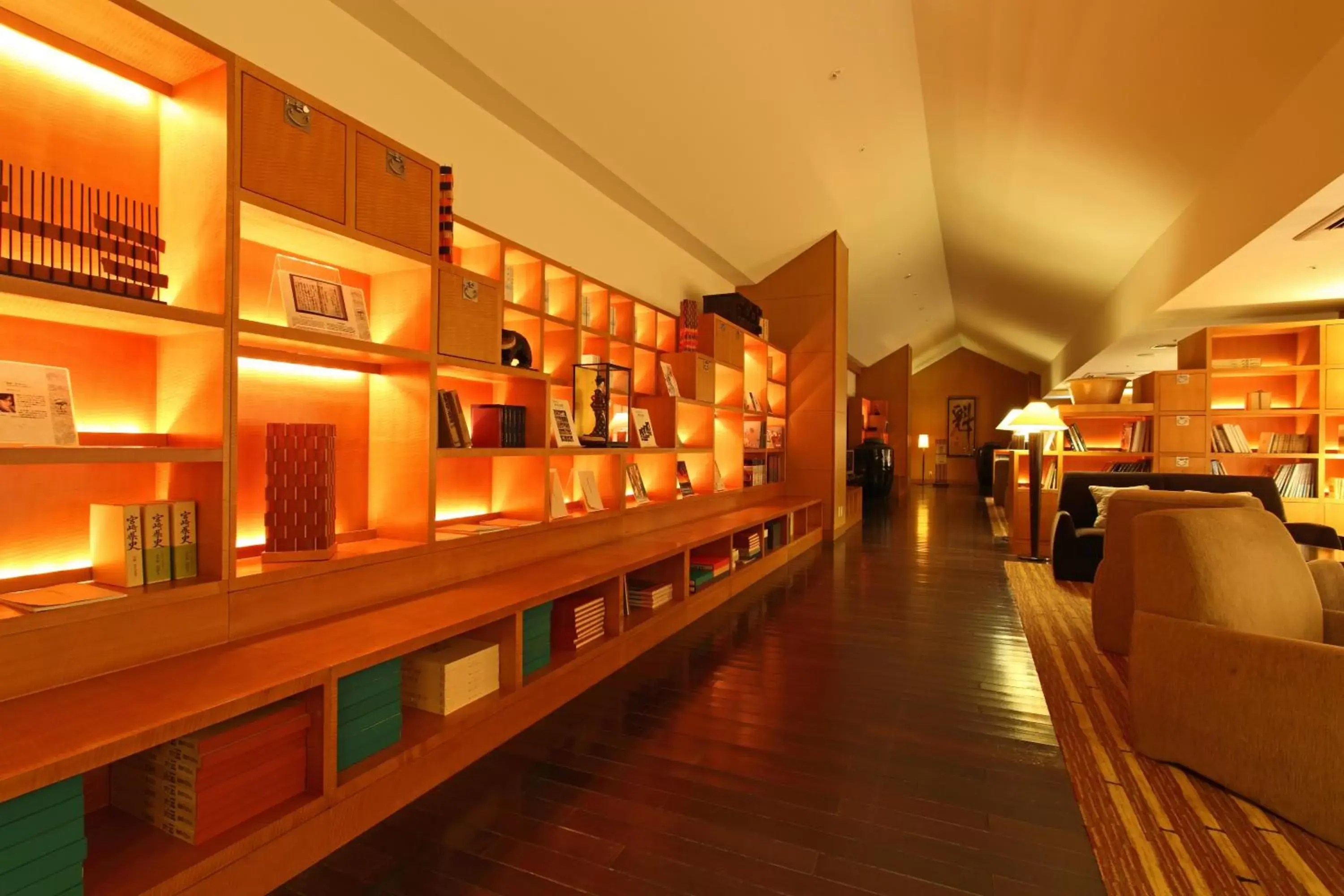 Lounge or bar in Sheraton Grande Ocean Resort