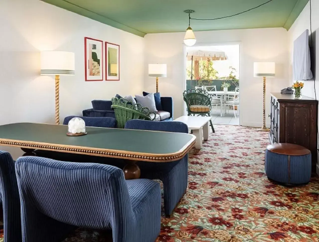 Living room in Palihouse West Hollywood