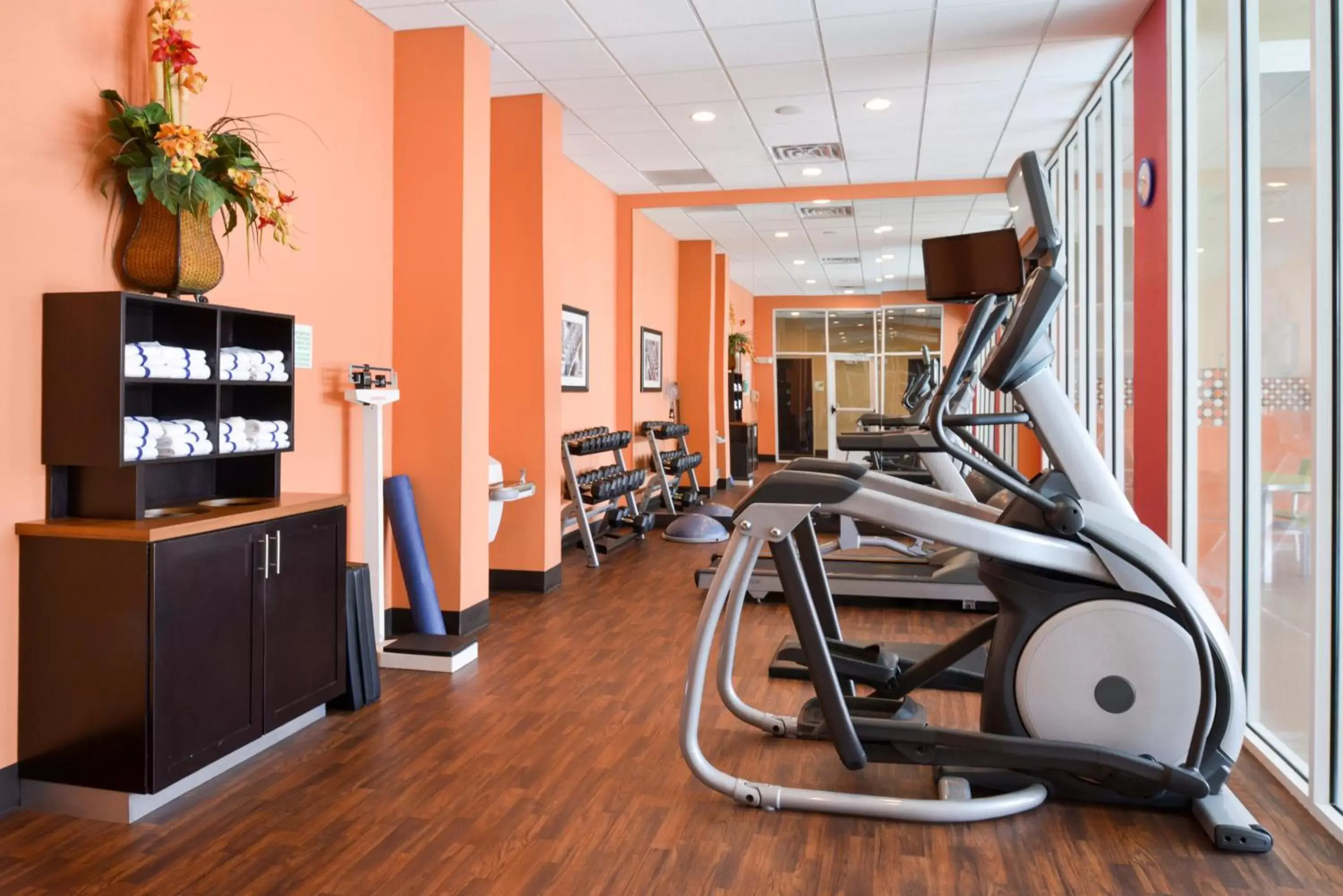 Fitness centre/facilities, Fitness Center/Facilities in The Holiday Inn Amarillo West Medical Center, an IHG Hotel