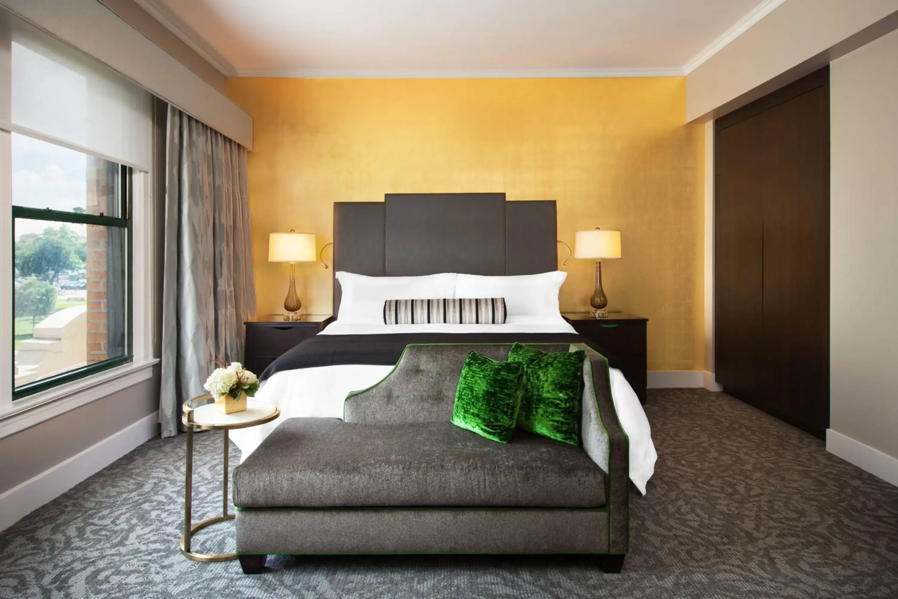 Bedroom, Bed in The St. Anthony, a Luxury Collection Hotel, San Antonio