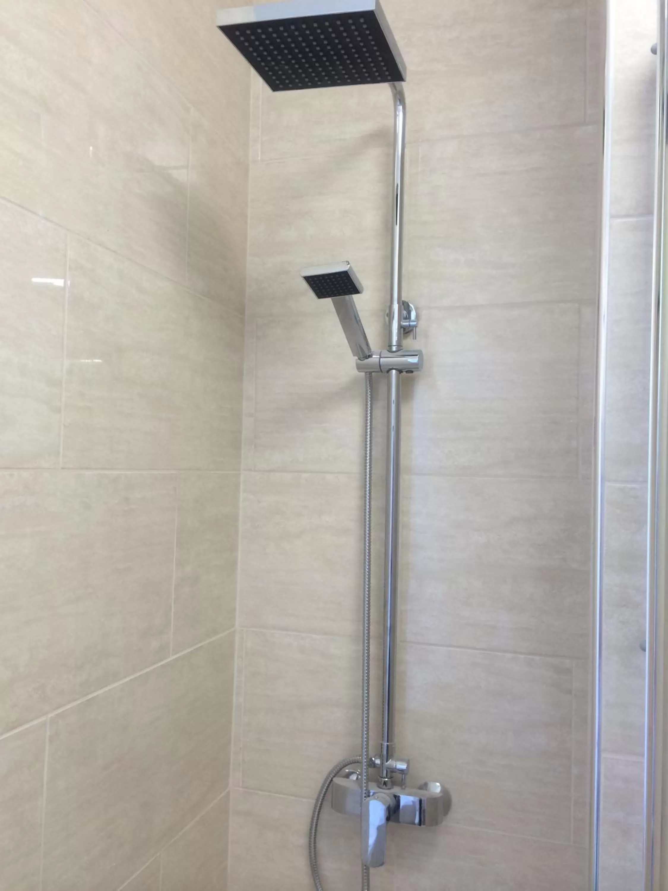 Bathroom in Admiral Guest House