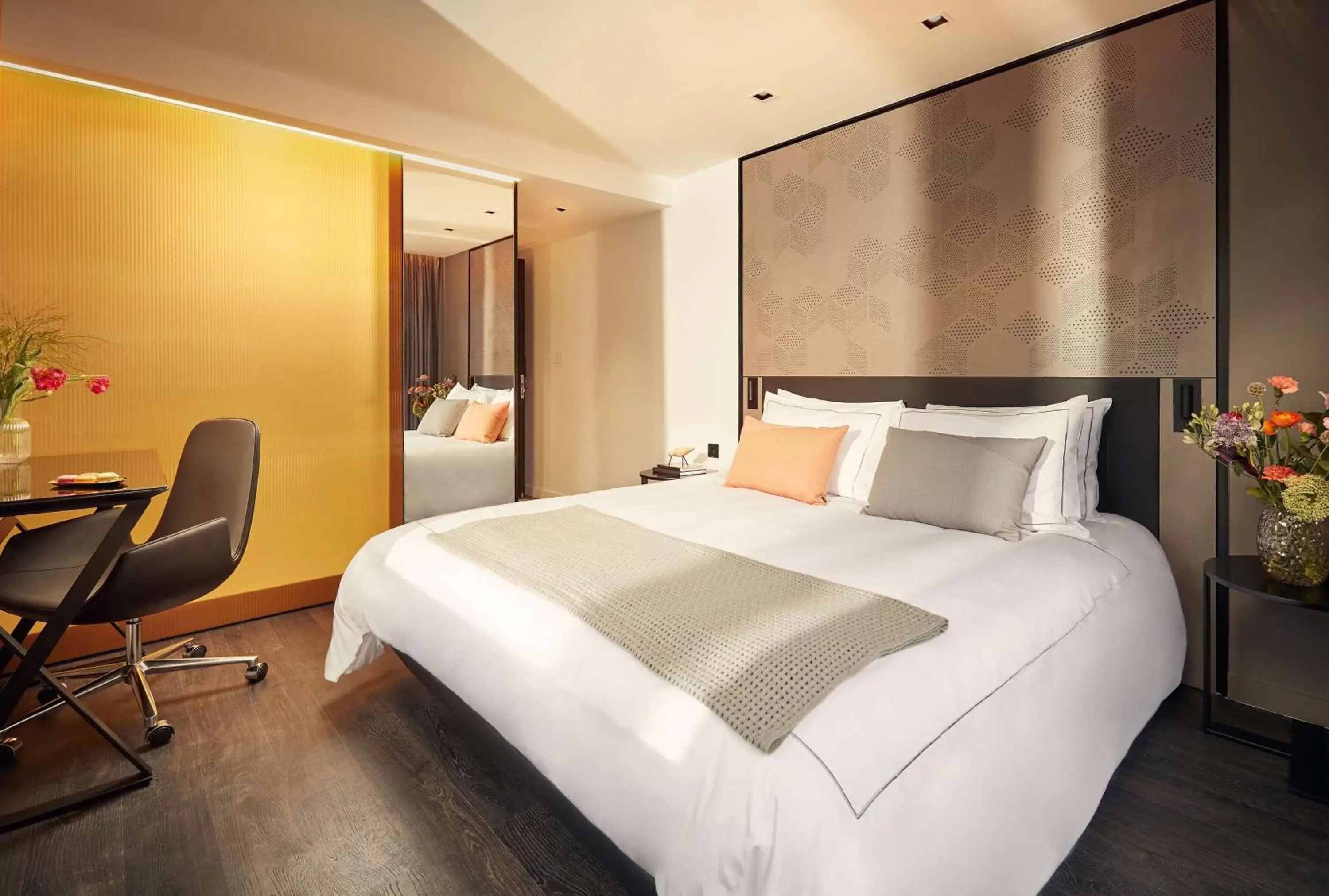 Deluxe Queen Room in Park Plaza Vondelpark Amsterdam Deluxe Queen Room in Park Plaza Vondelpark Amsterdam